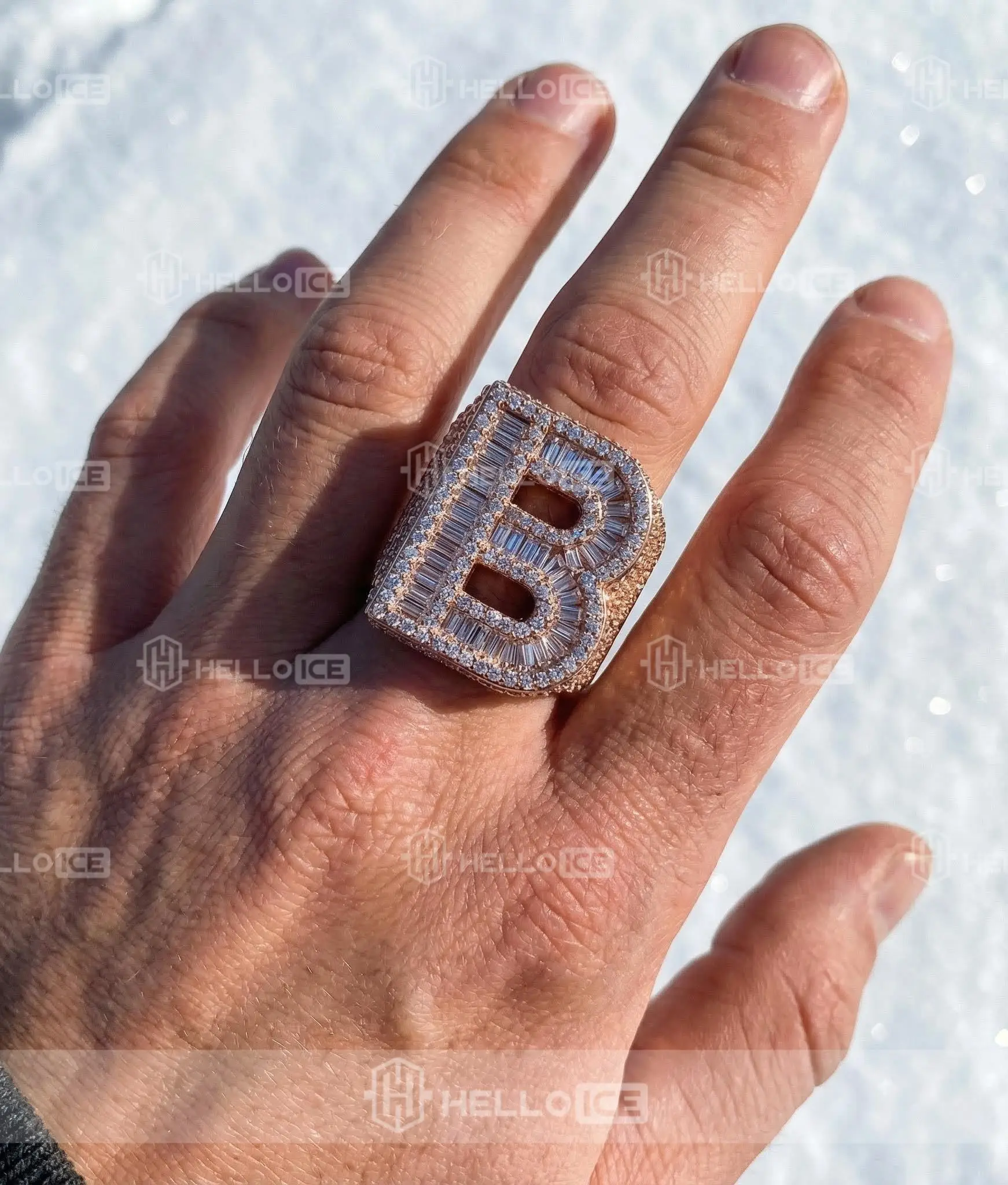 Helloice Review Image