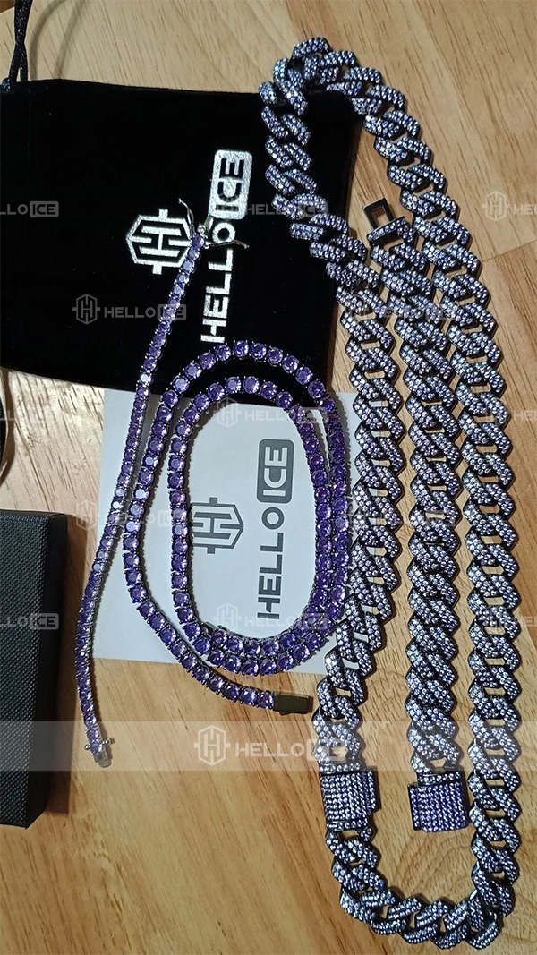 Helloice Review Image