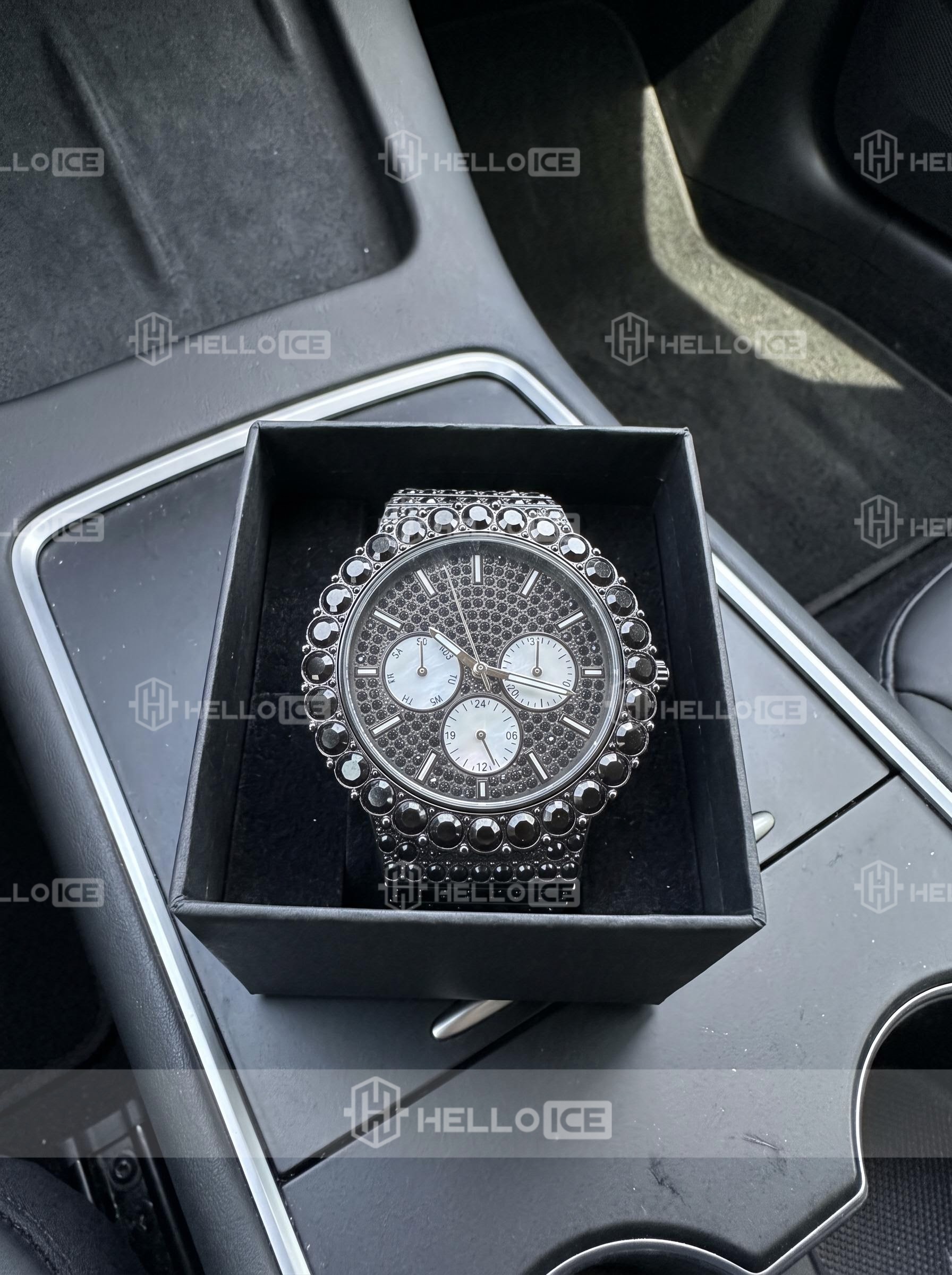 Helloice Review Image