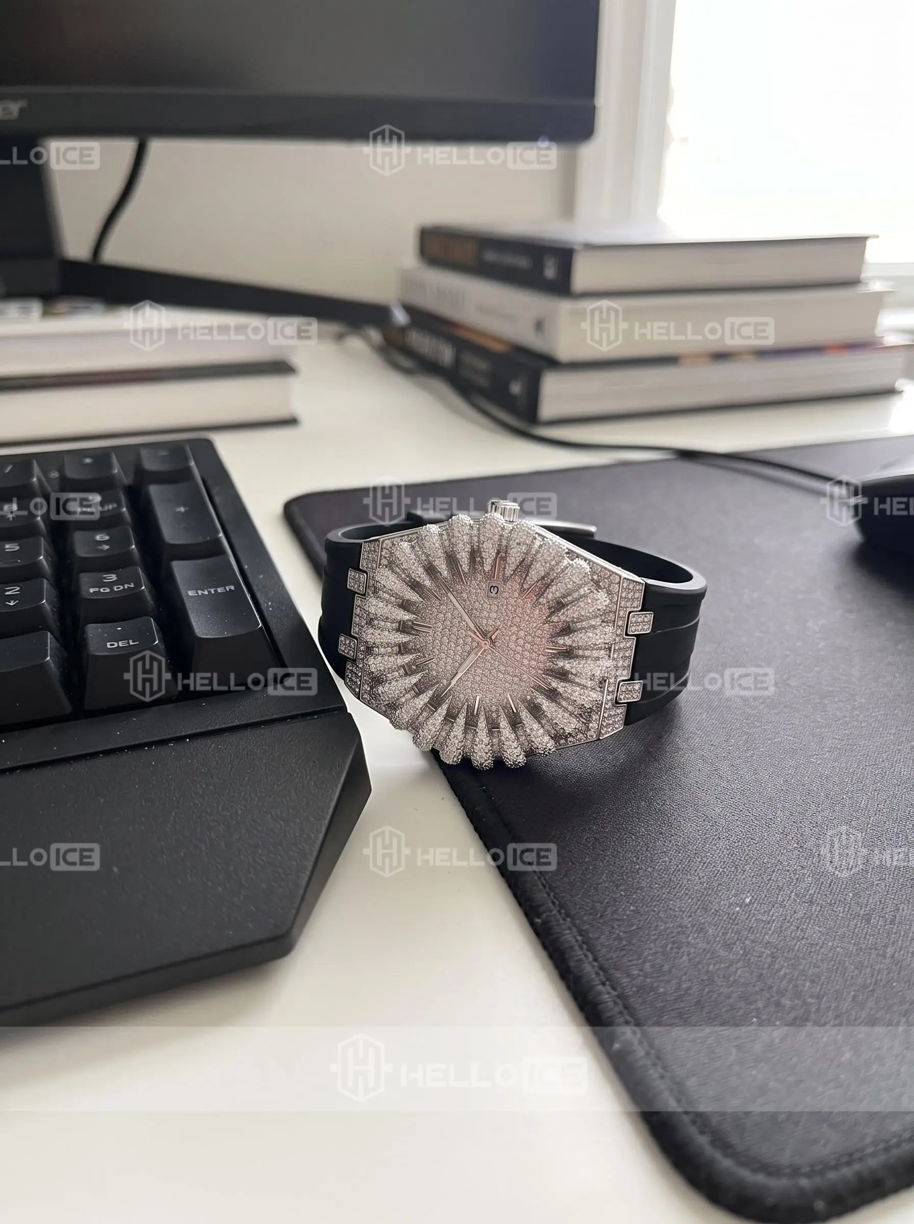 Helloice Review Image