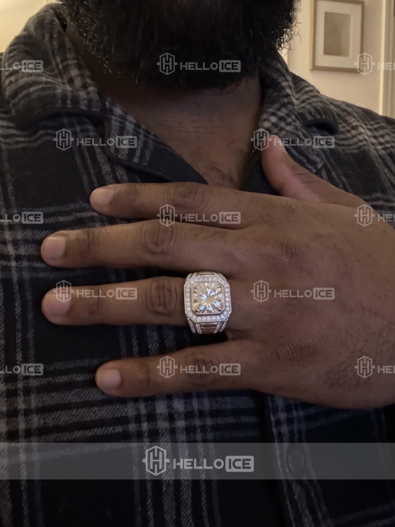 Helloice Review Image