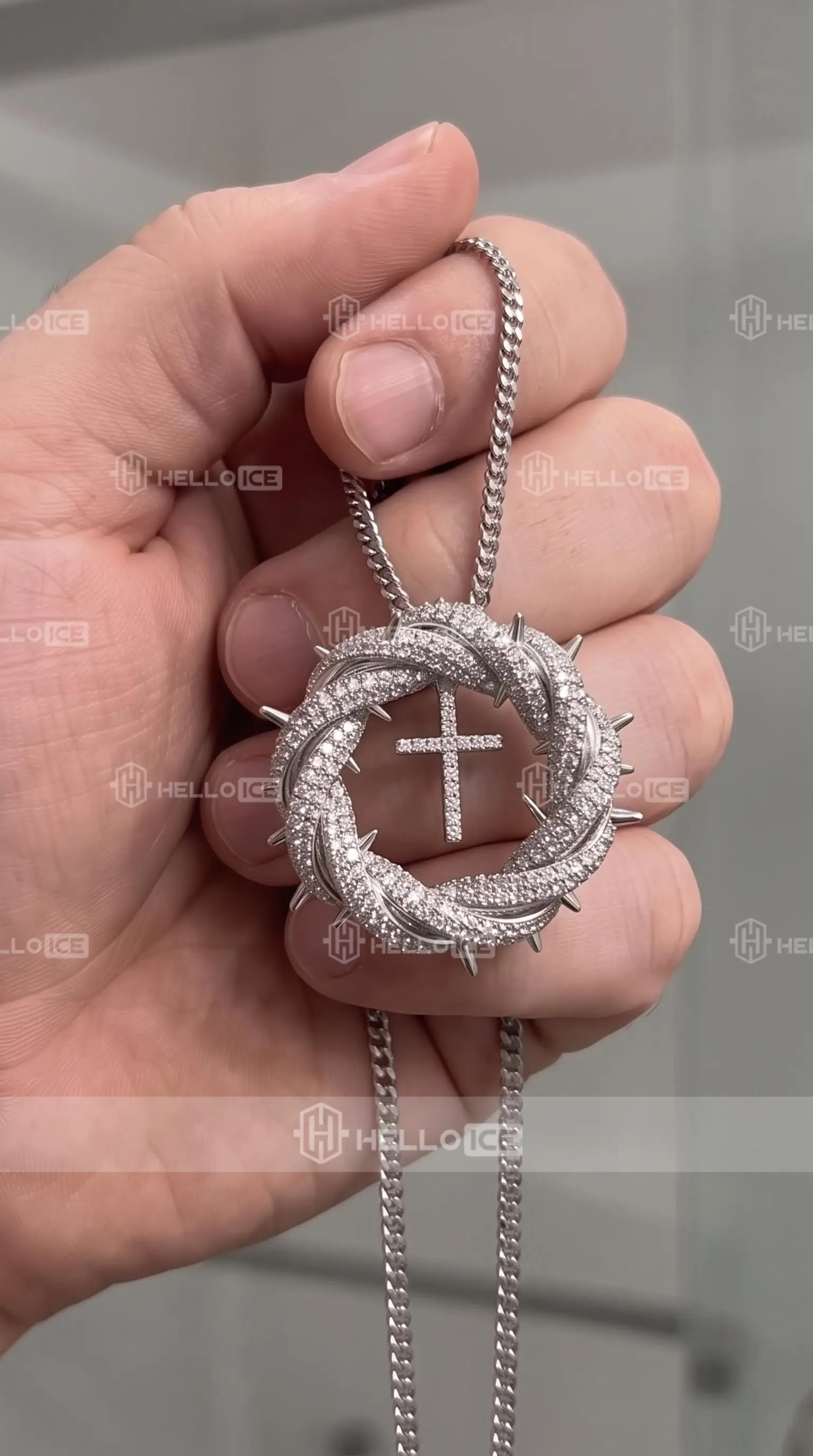Helloice Review Image