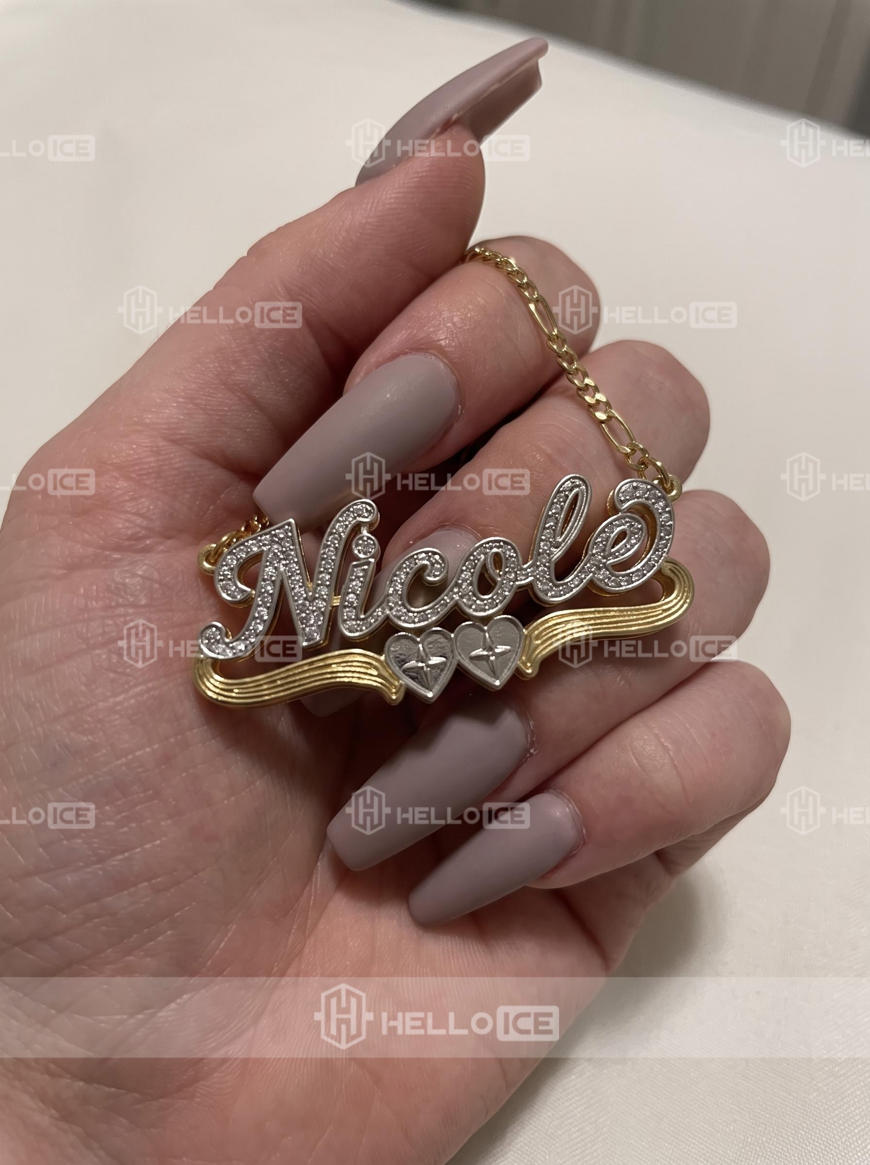 Helloice Review Image
