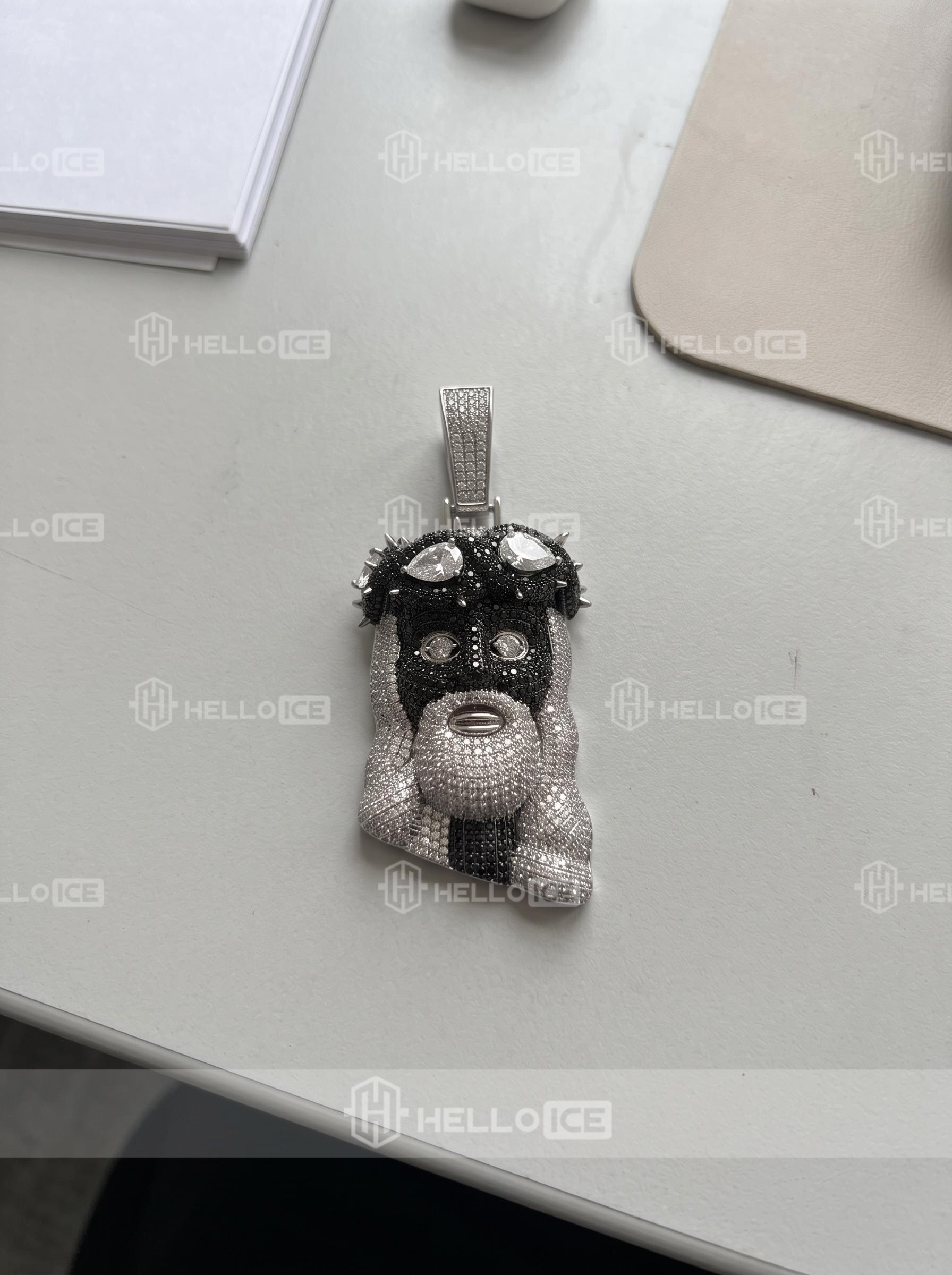 Helloice Review Image