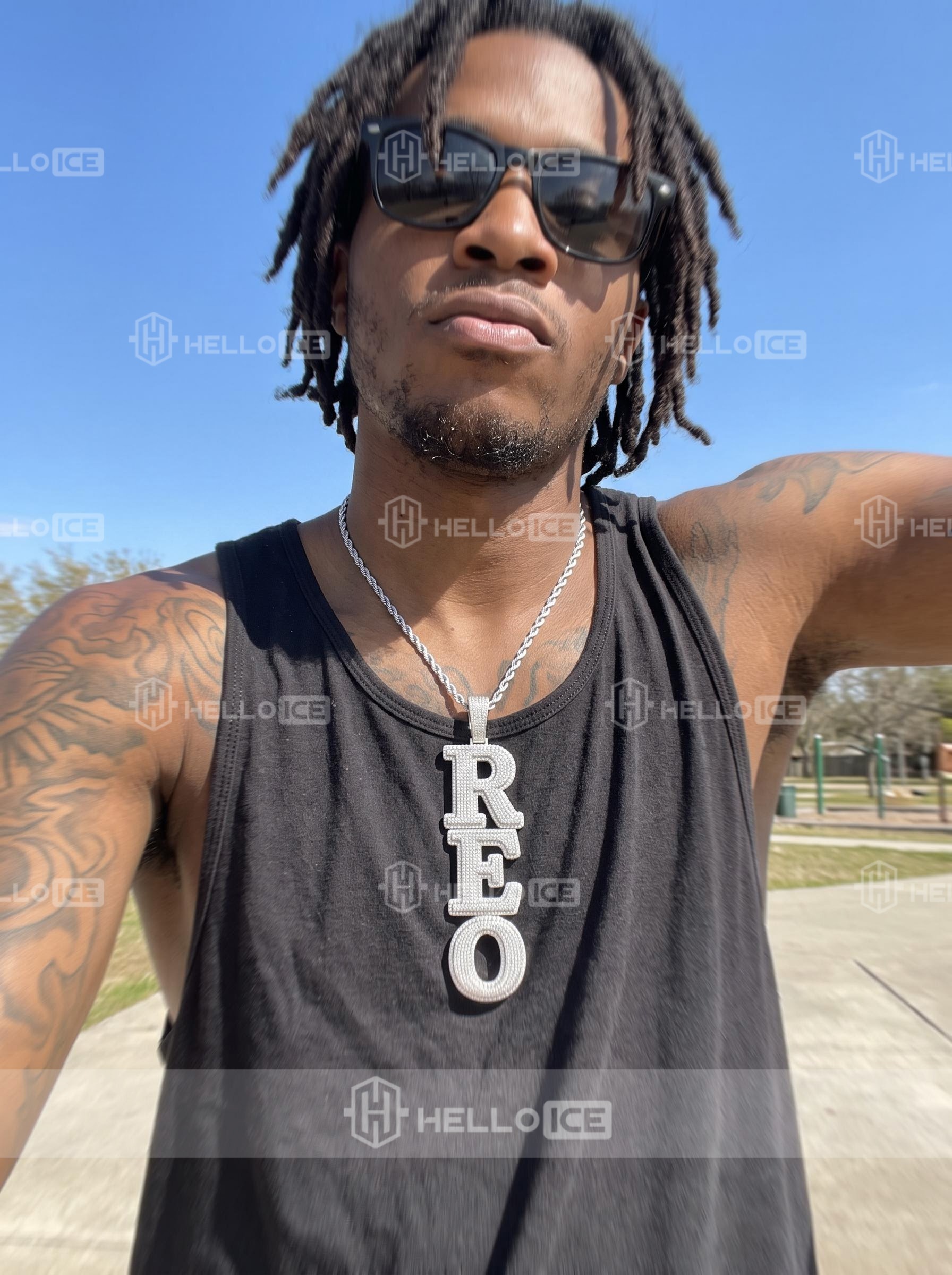 Helloice Review Image