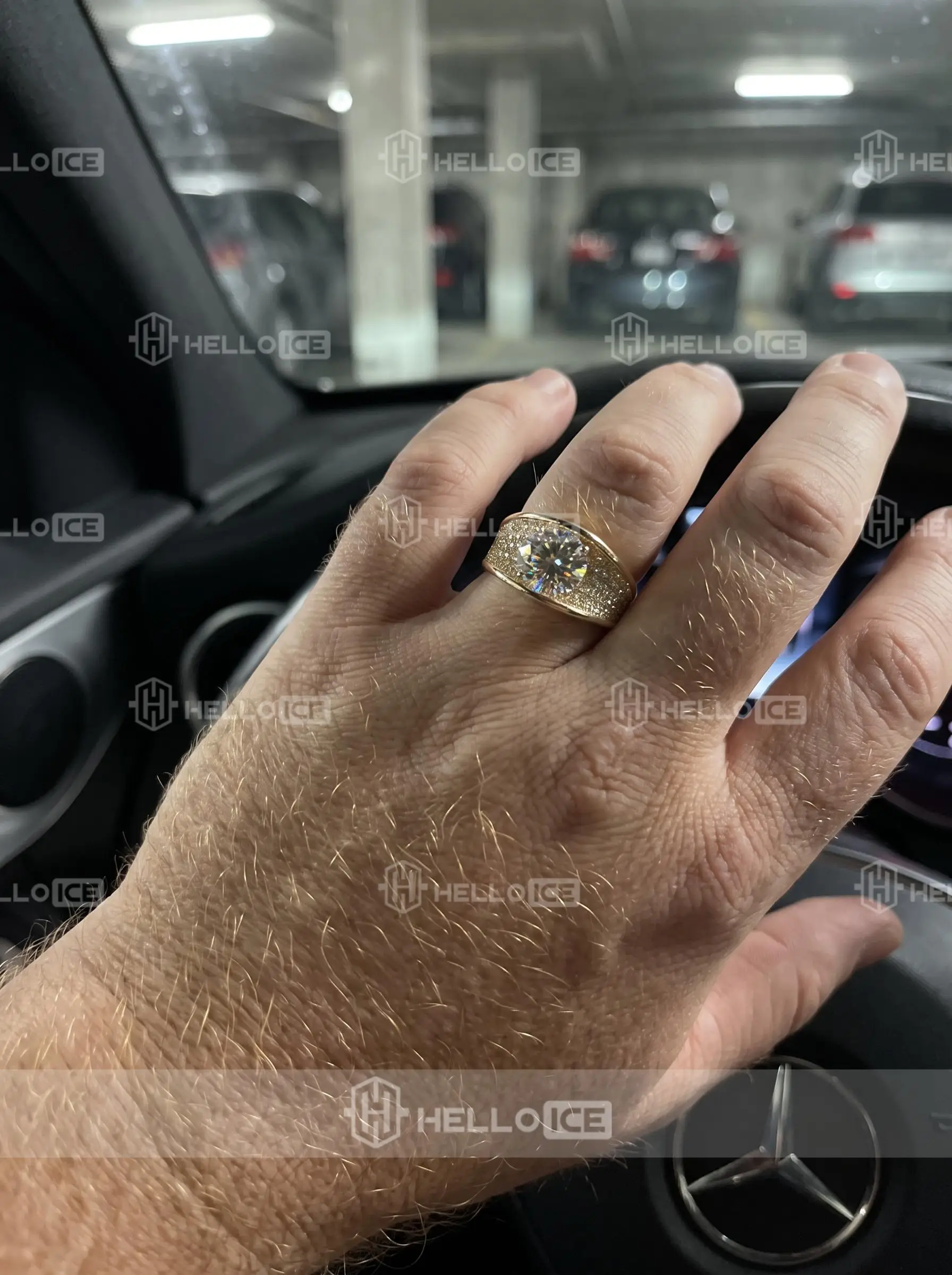 Helloice Review Image