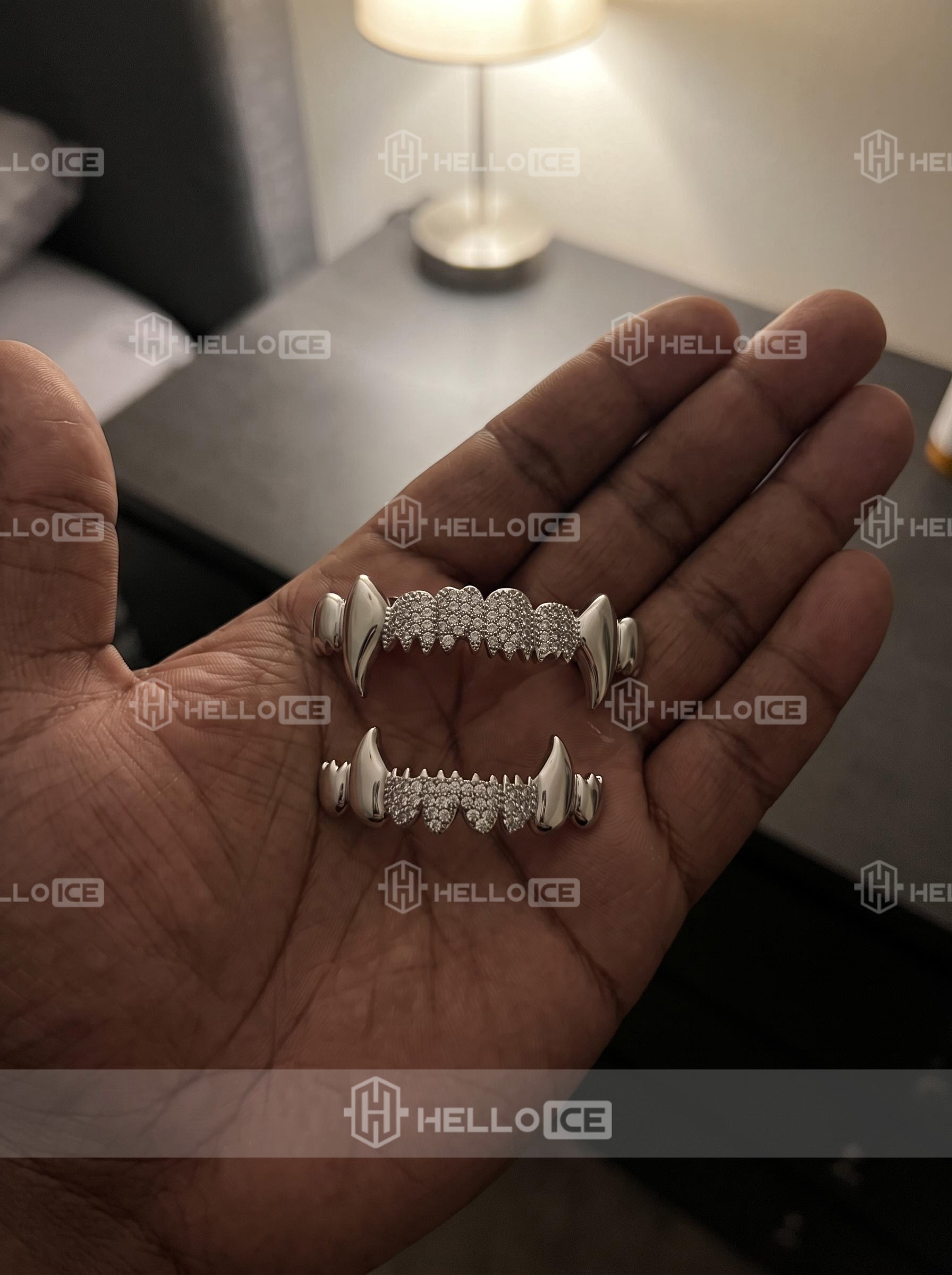 Helloice Review Image