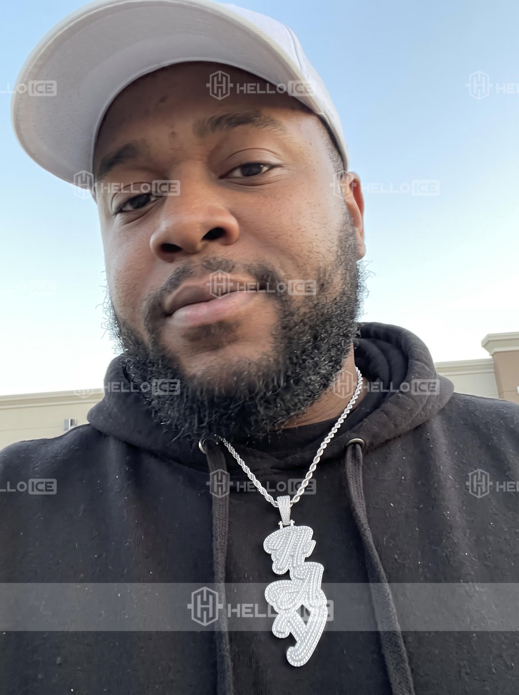 Helloice Review Image