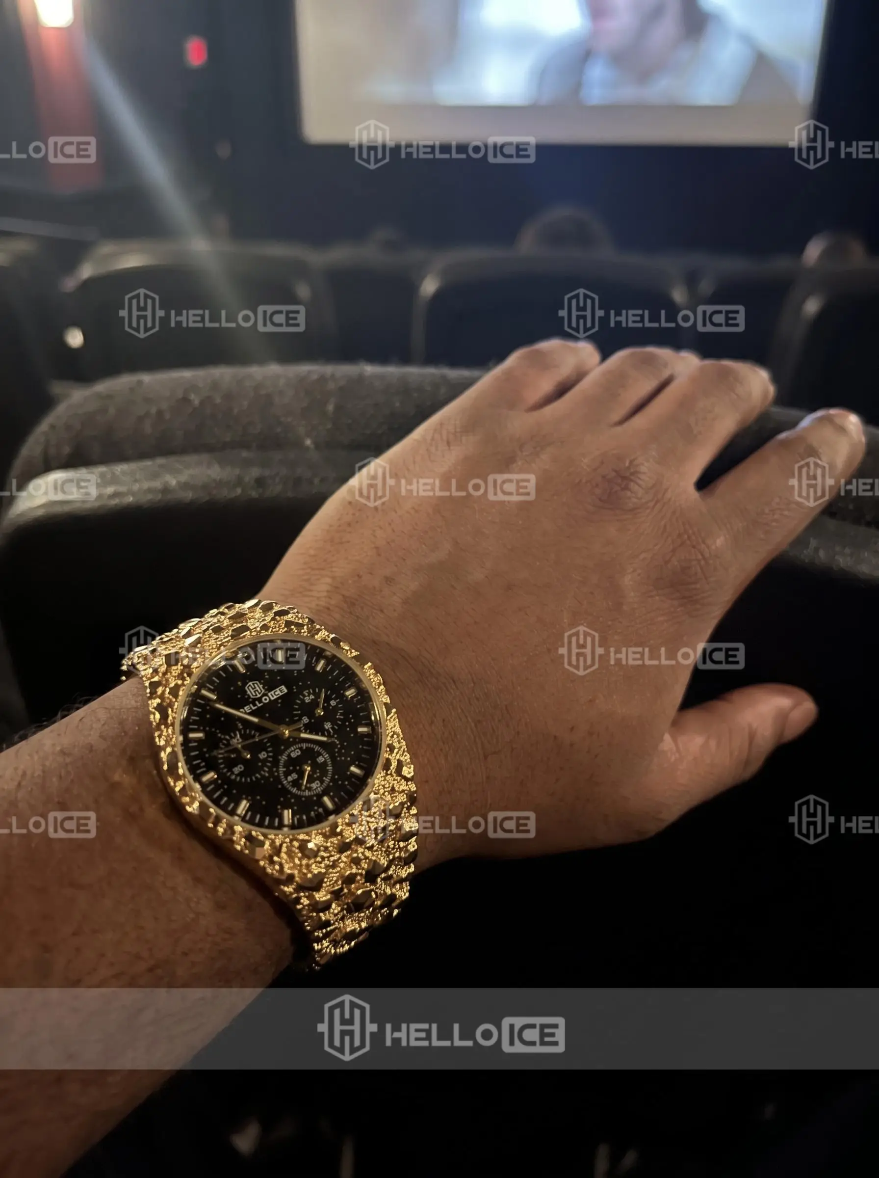 Helloice Review Image