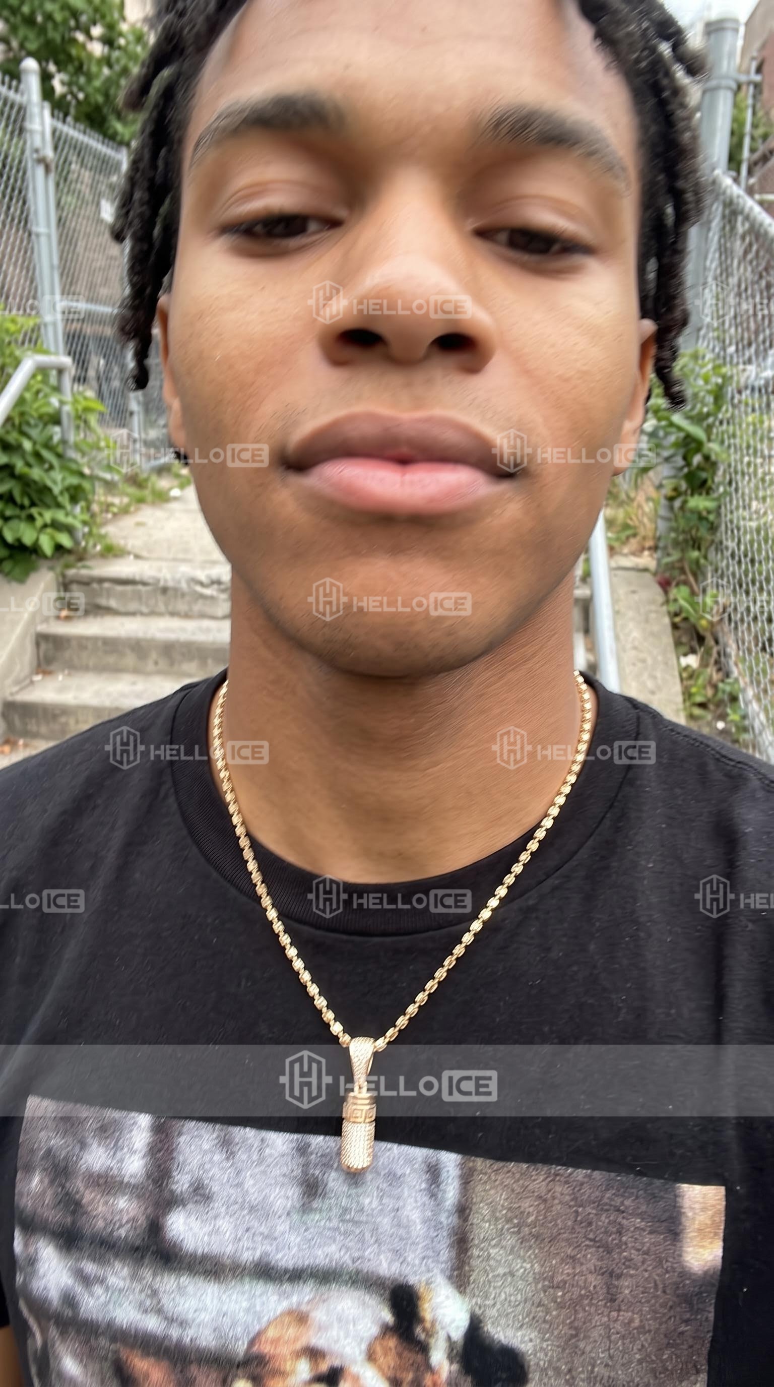 Helloice Review Image