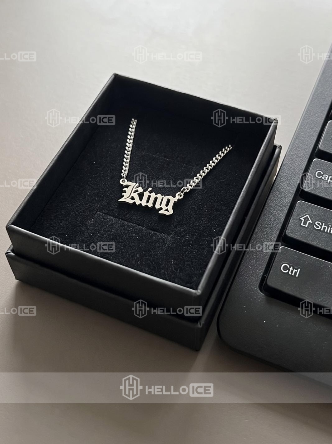 Helloice Review Image
