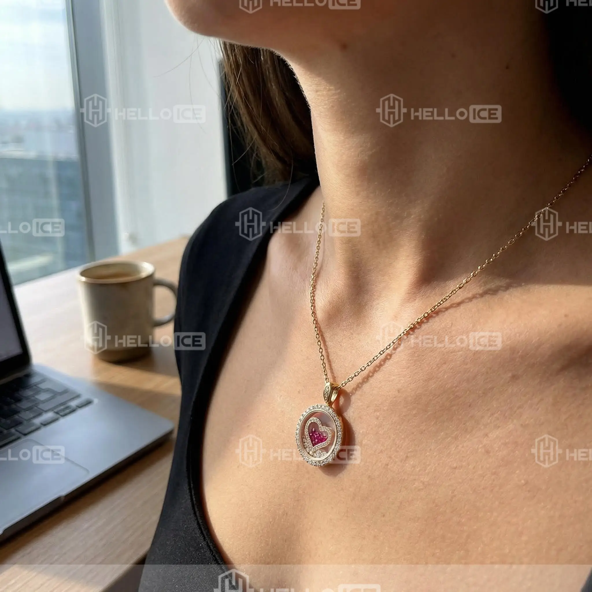 Helloice Review Image