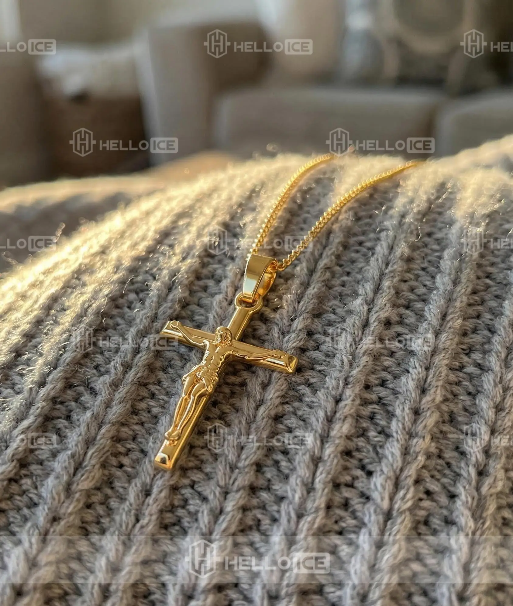 Helloice Review Image