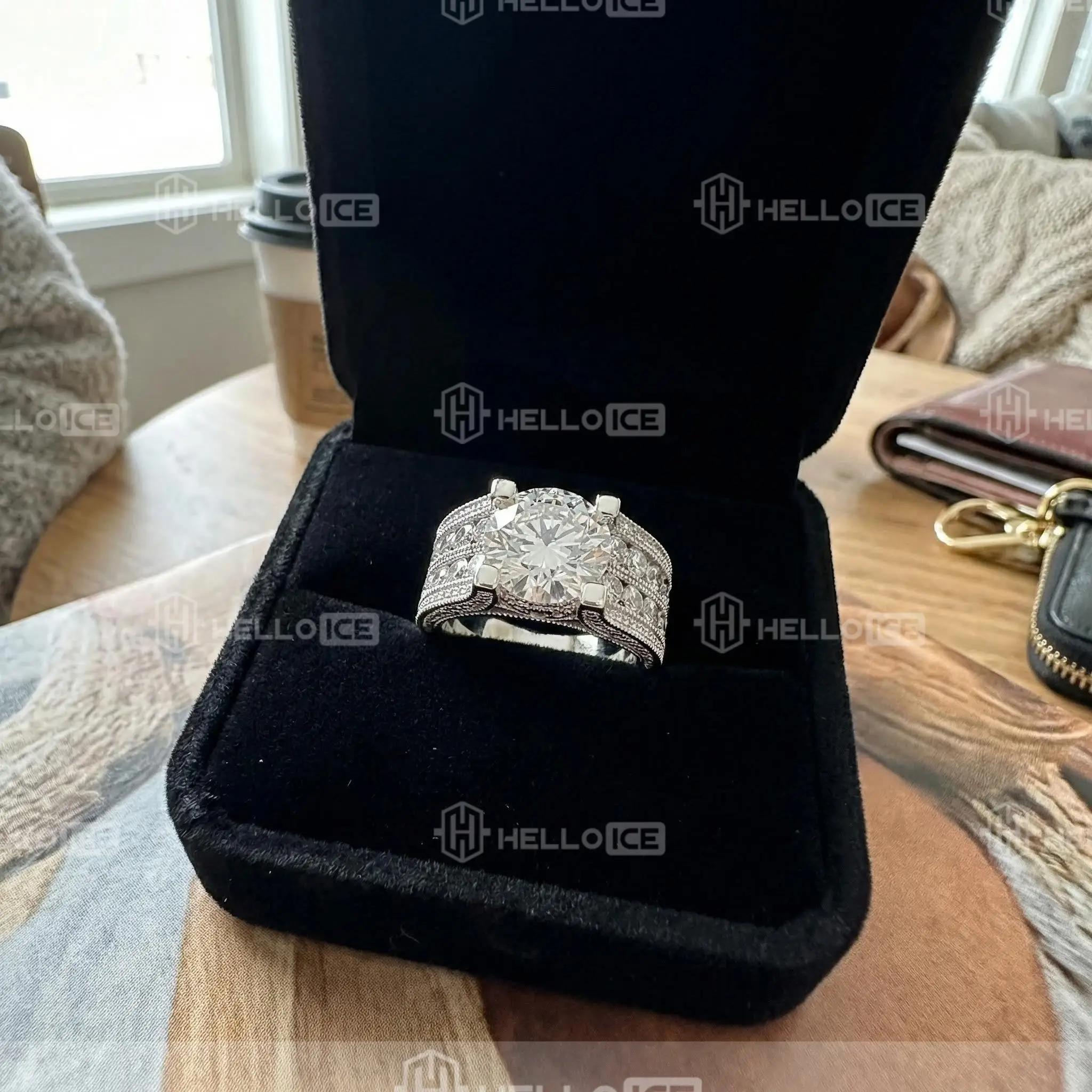 Helloice Review Image