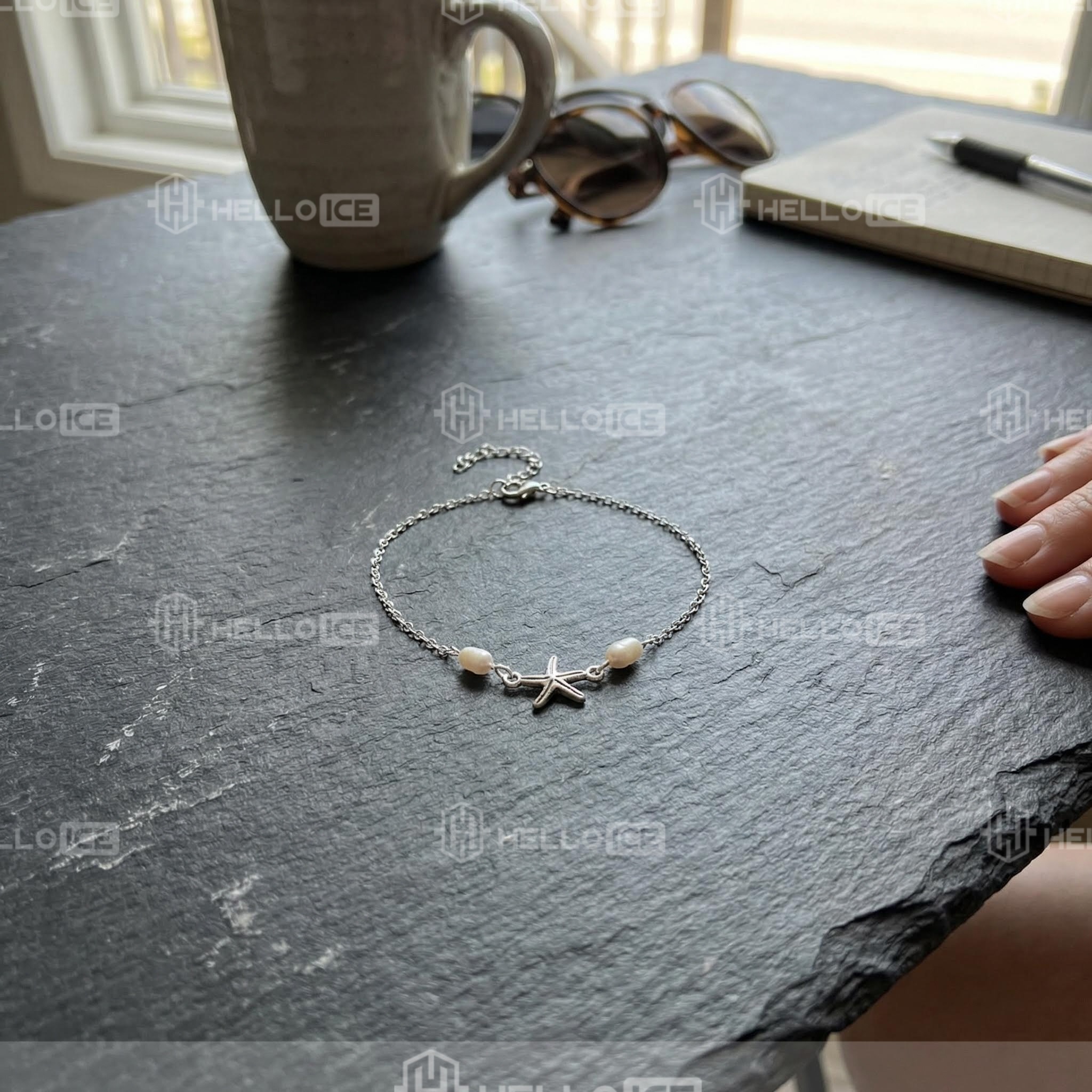 Helloice Review Image