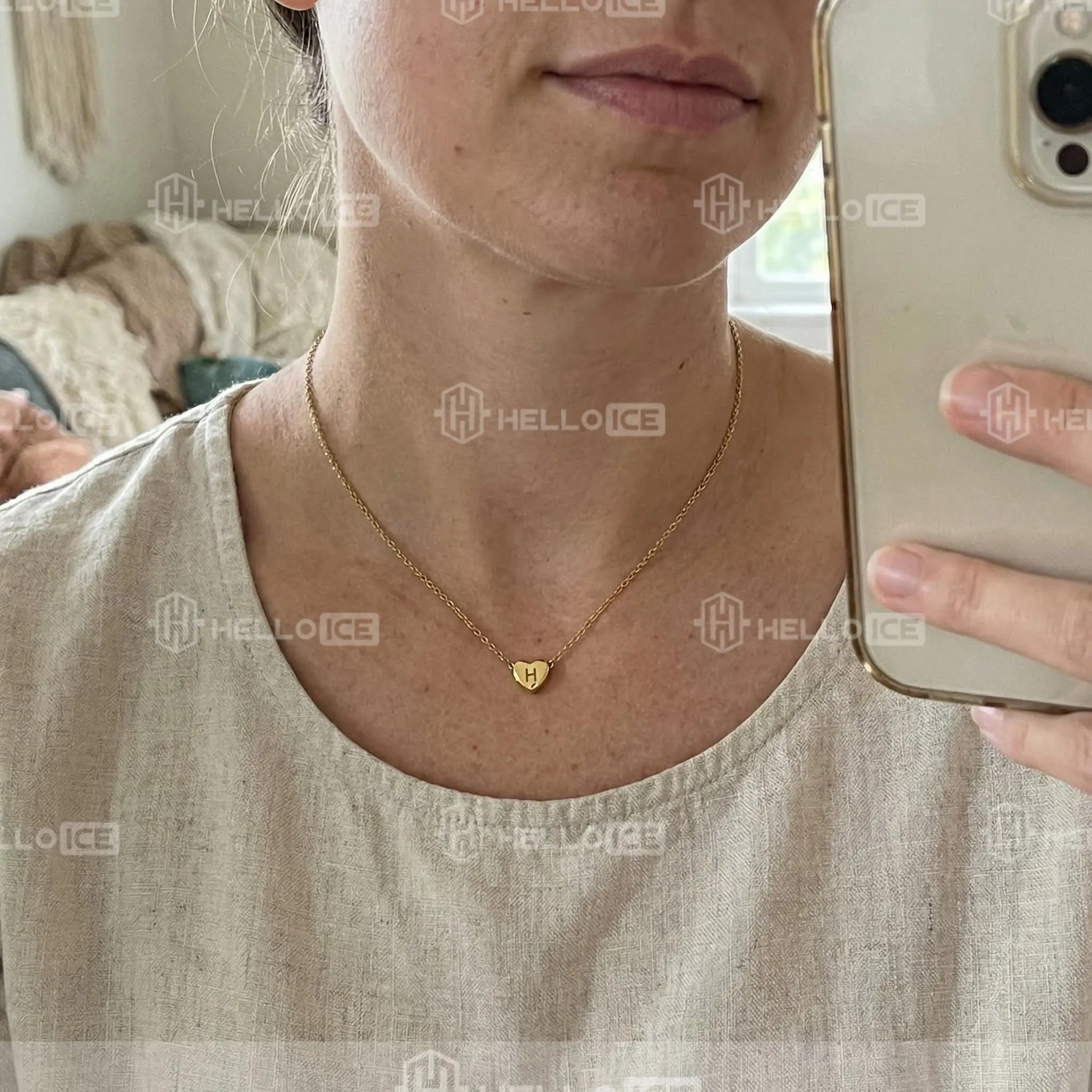 Helloice Review Image