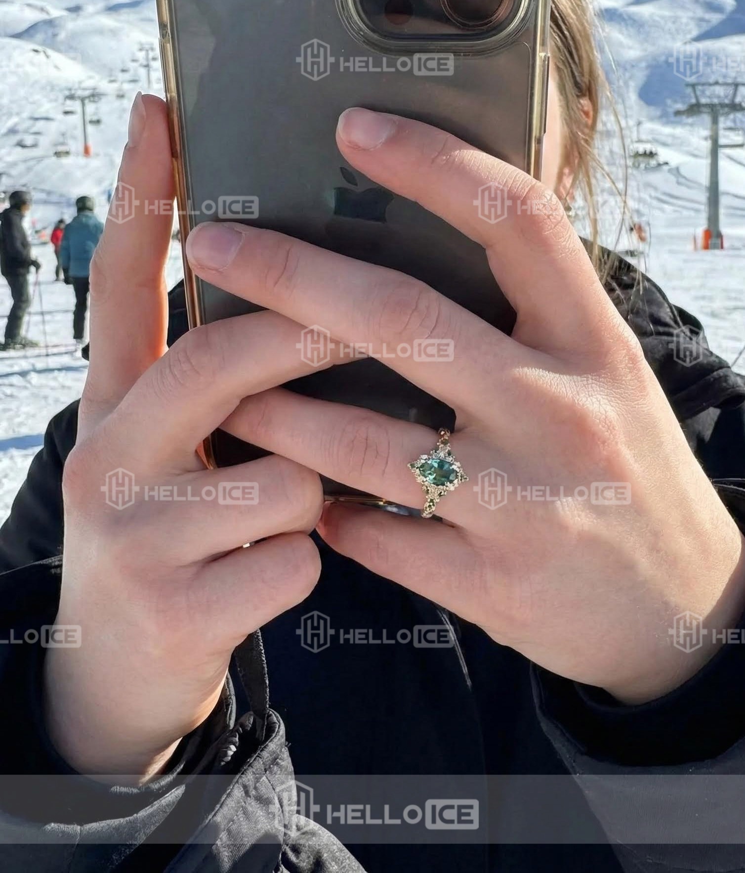 Helloice Review Image