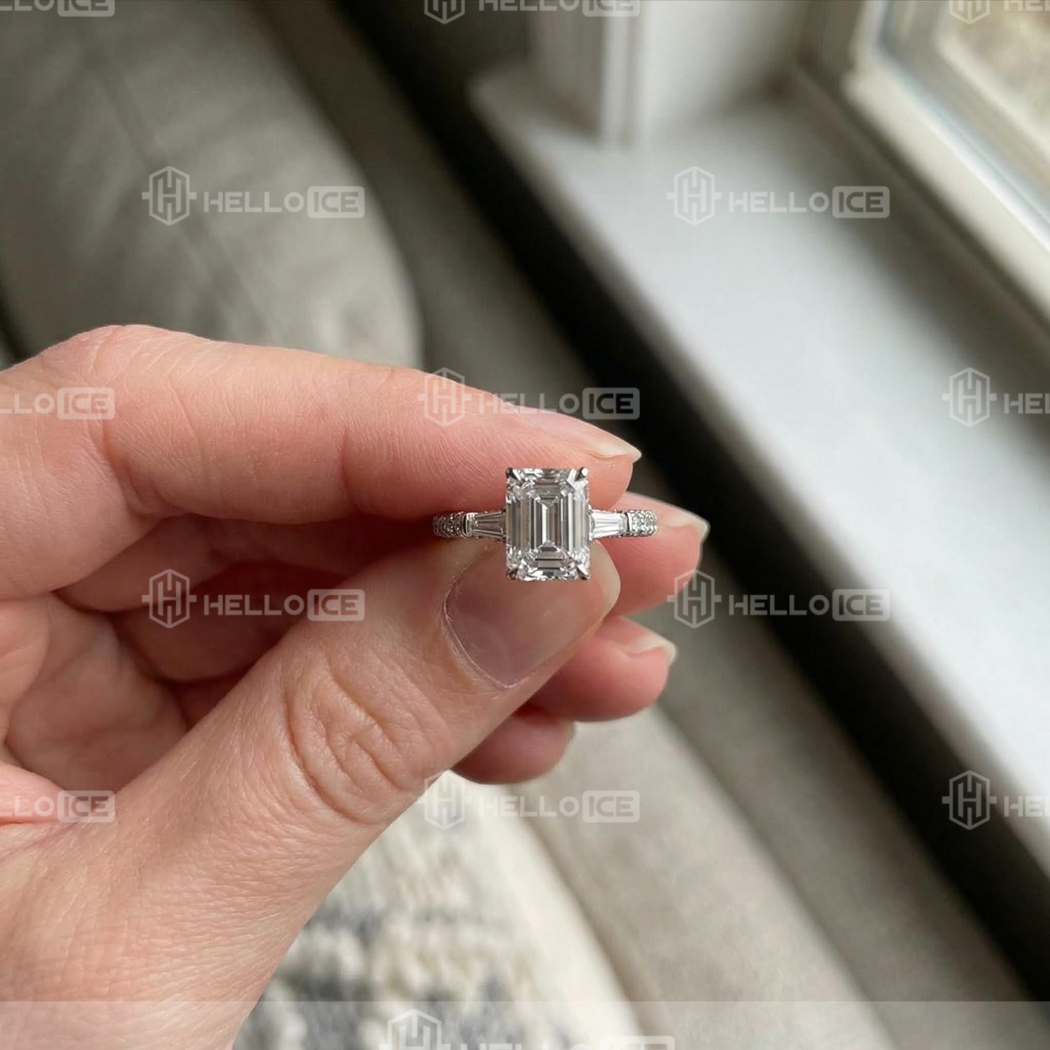 Helloice Review Image