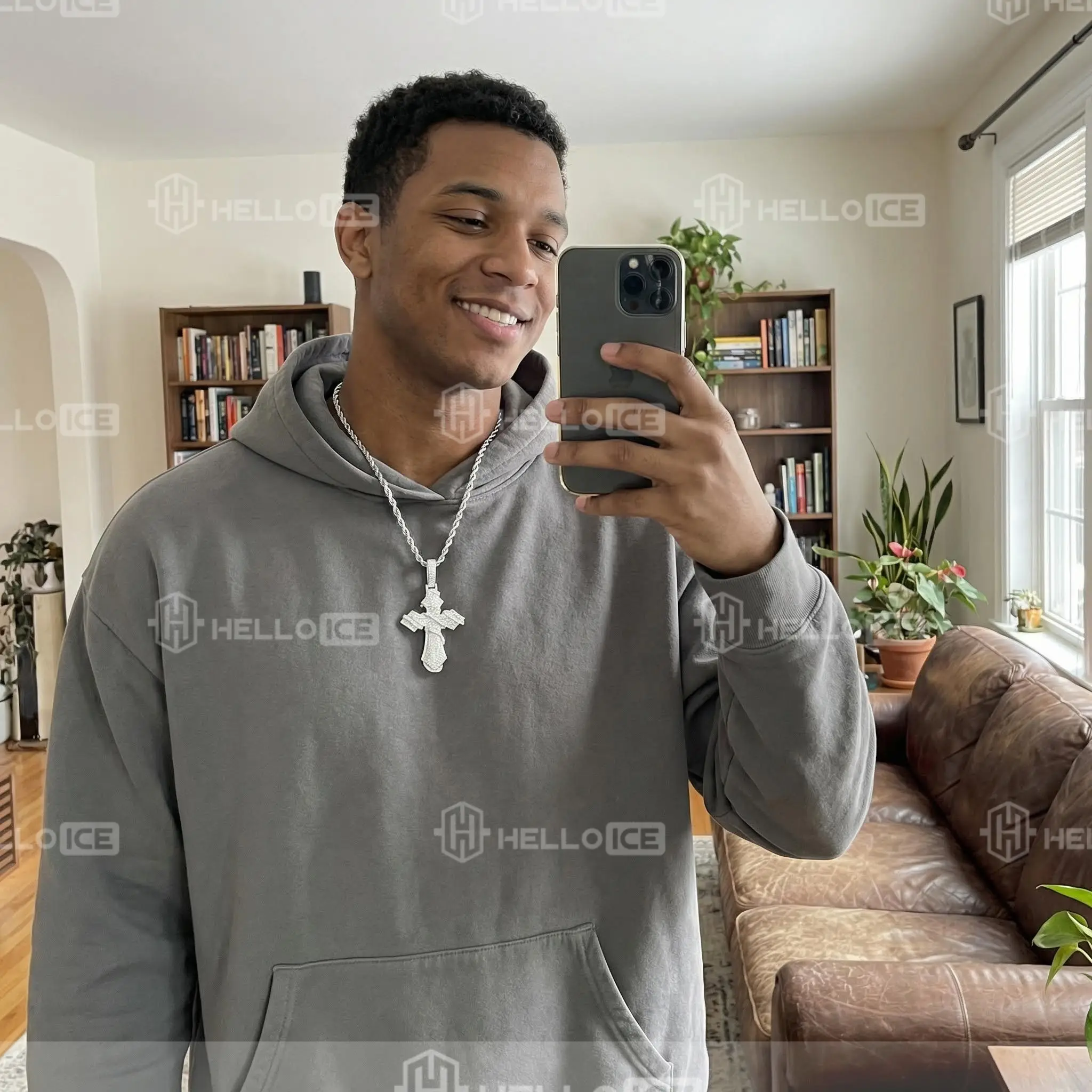 Helloice Review Image