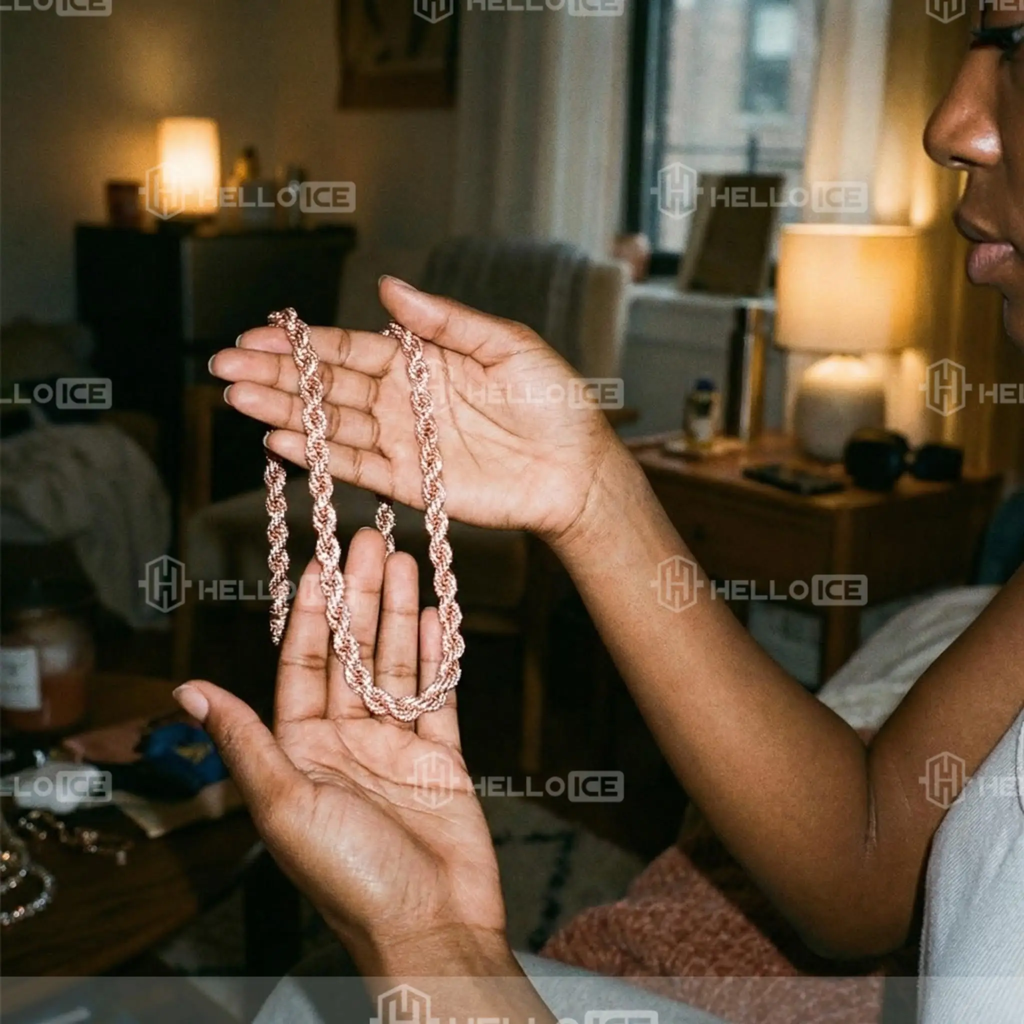 Helloice Review Image