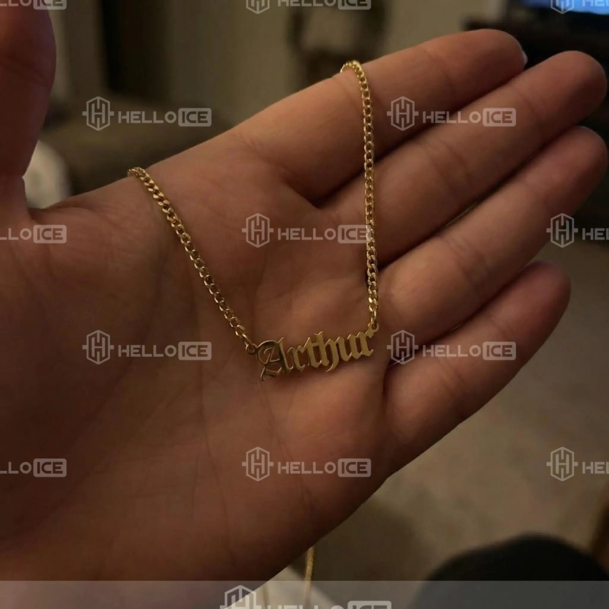 Helloice Review Image