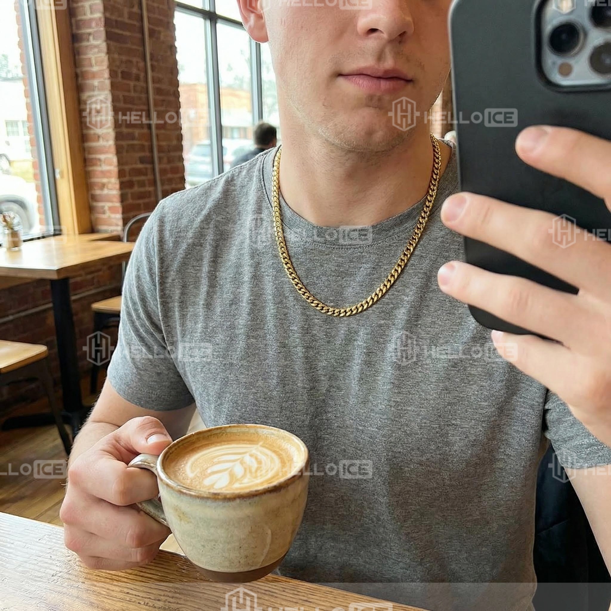 Helloice Review Image