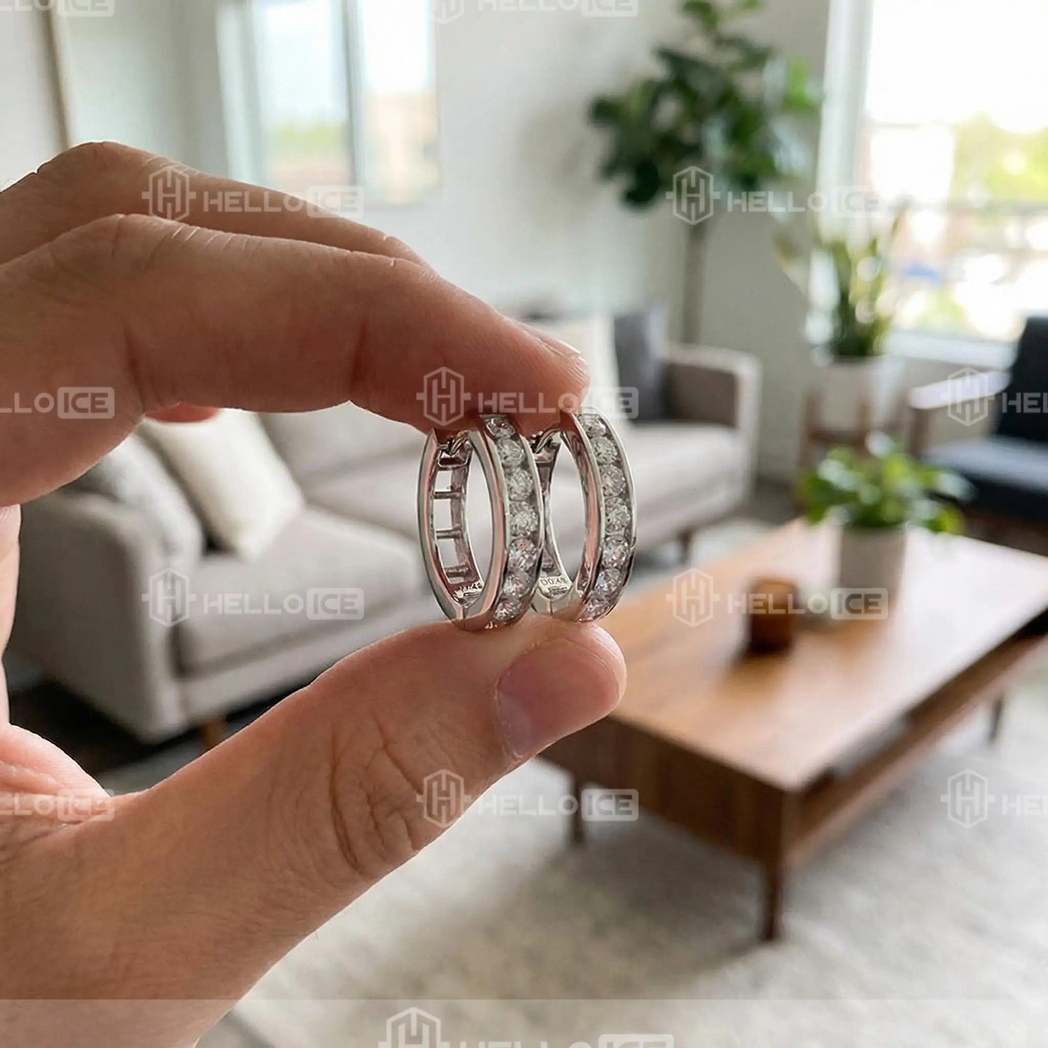 Helloice Review Image