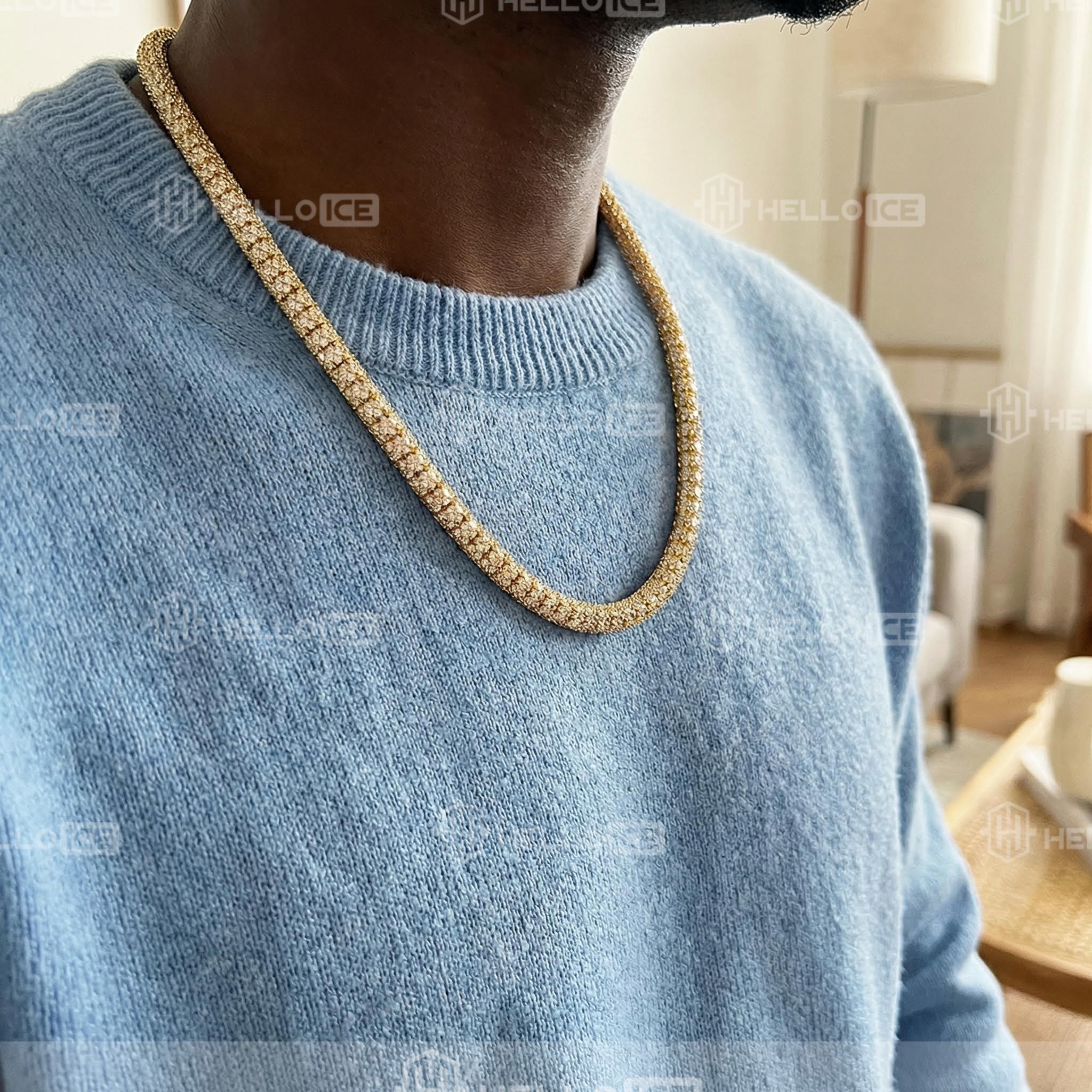 Helloice Review Image