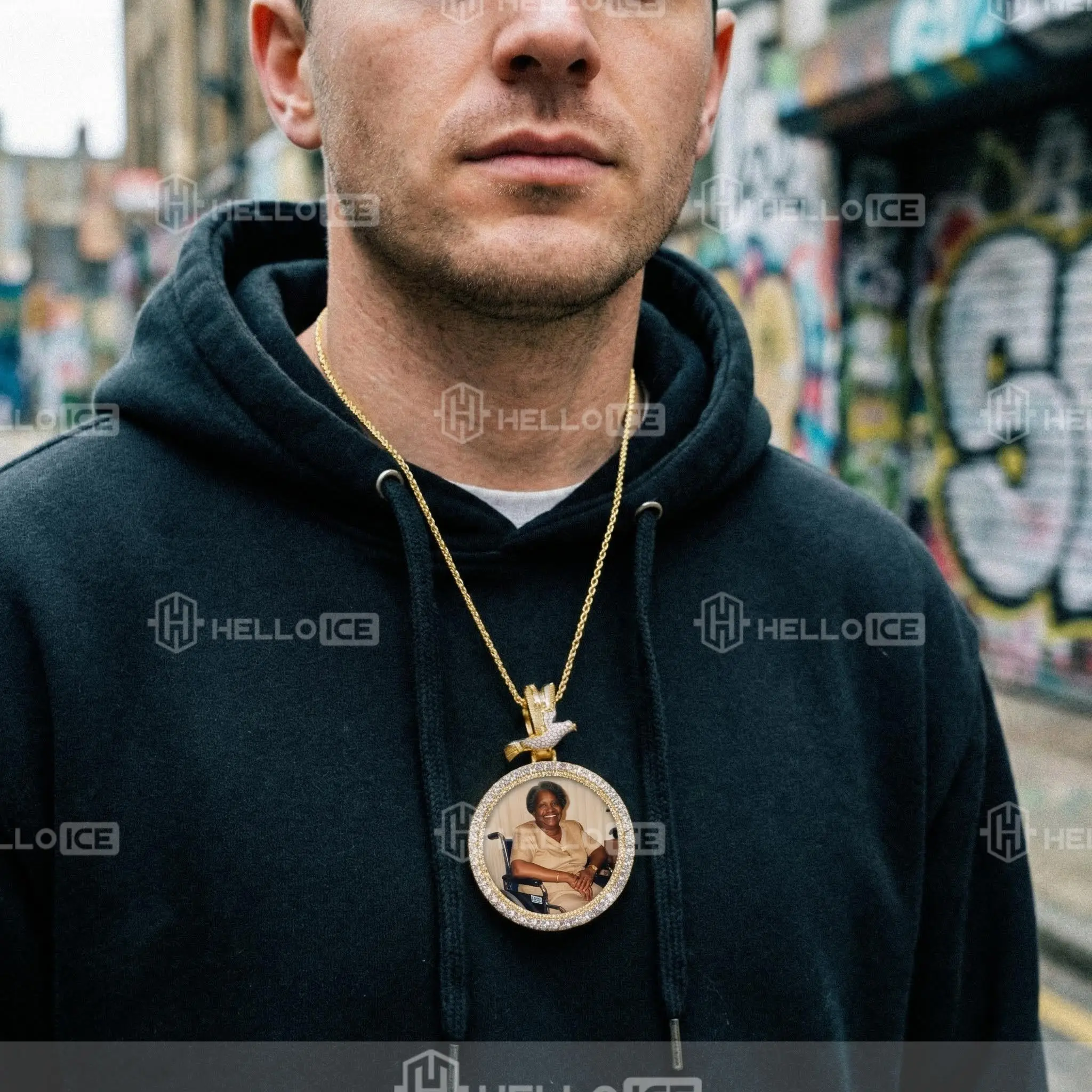 Helloice Review Image