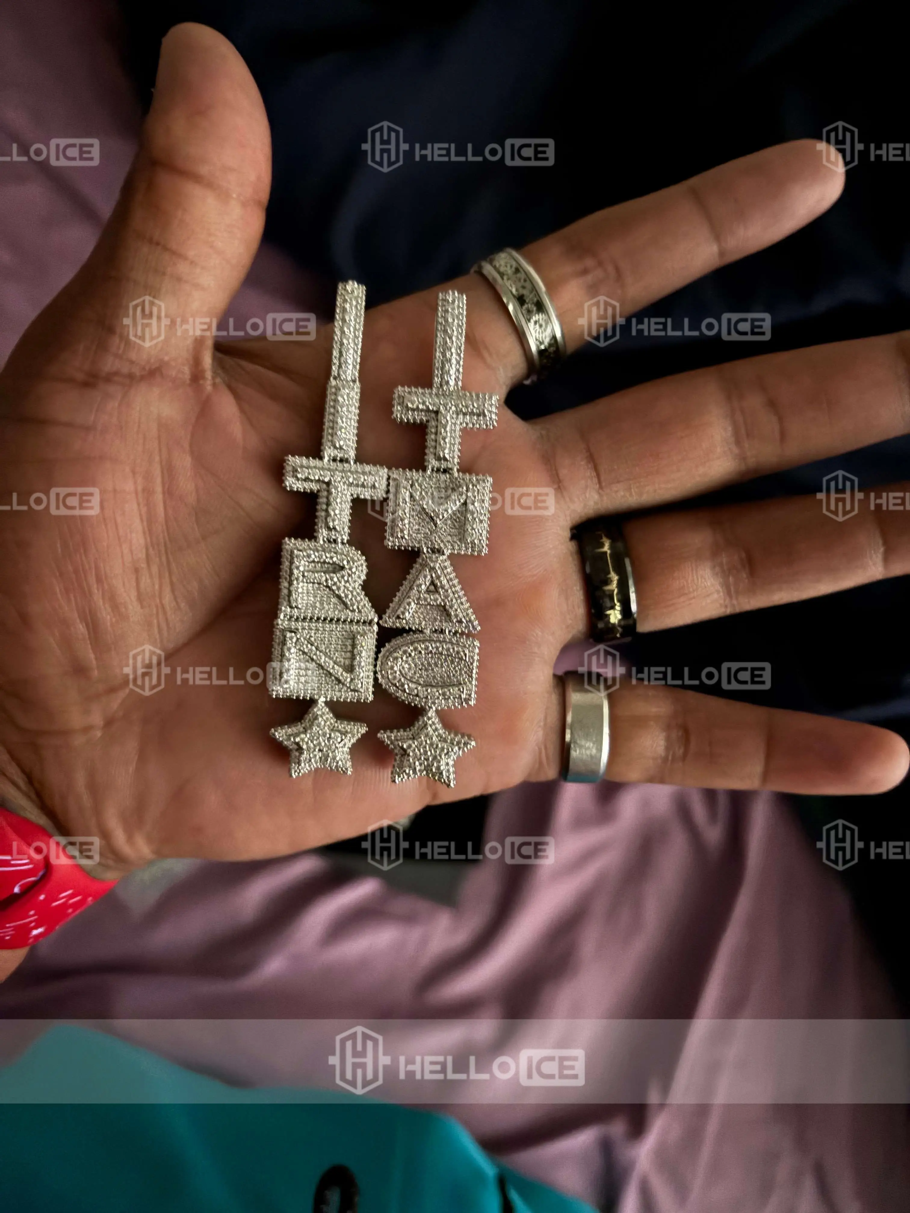 Helloice Review Image