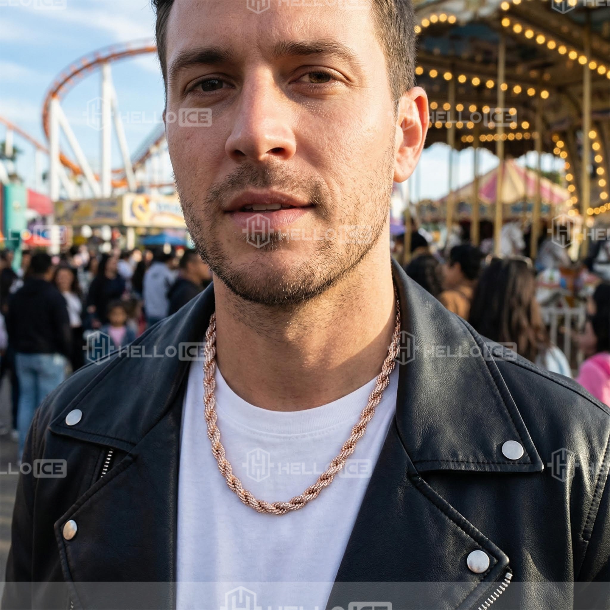 Helloice Review Image