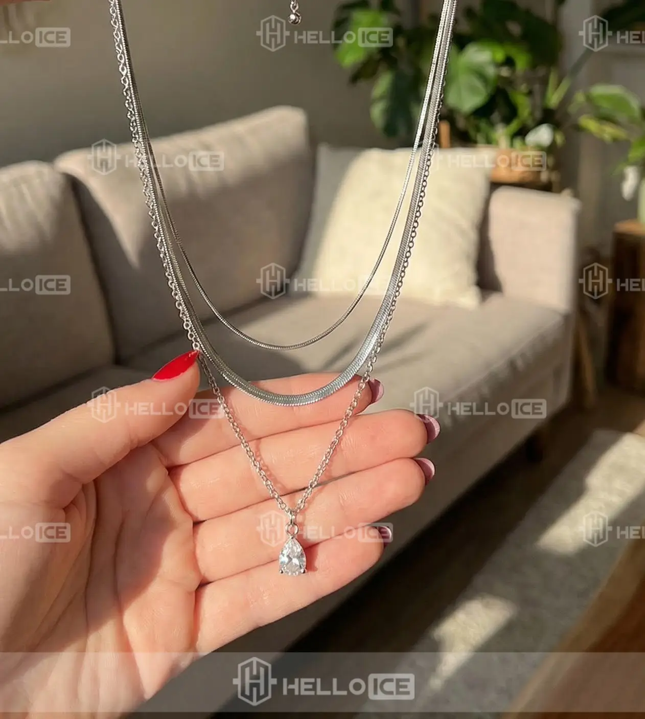 Helloice Review Image