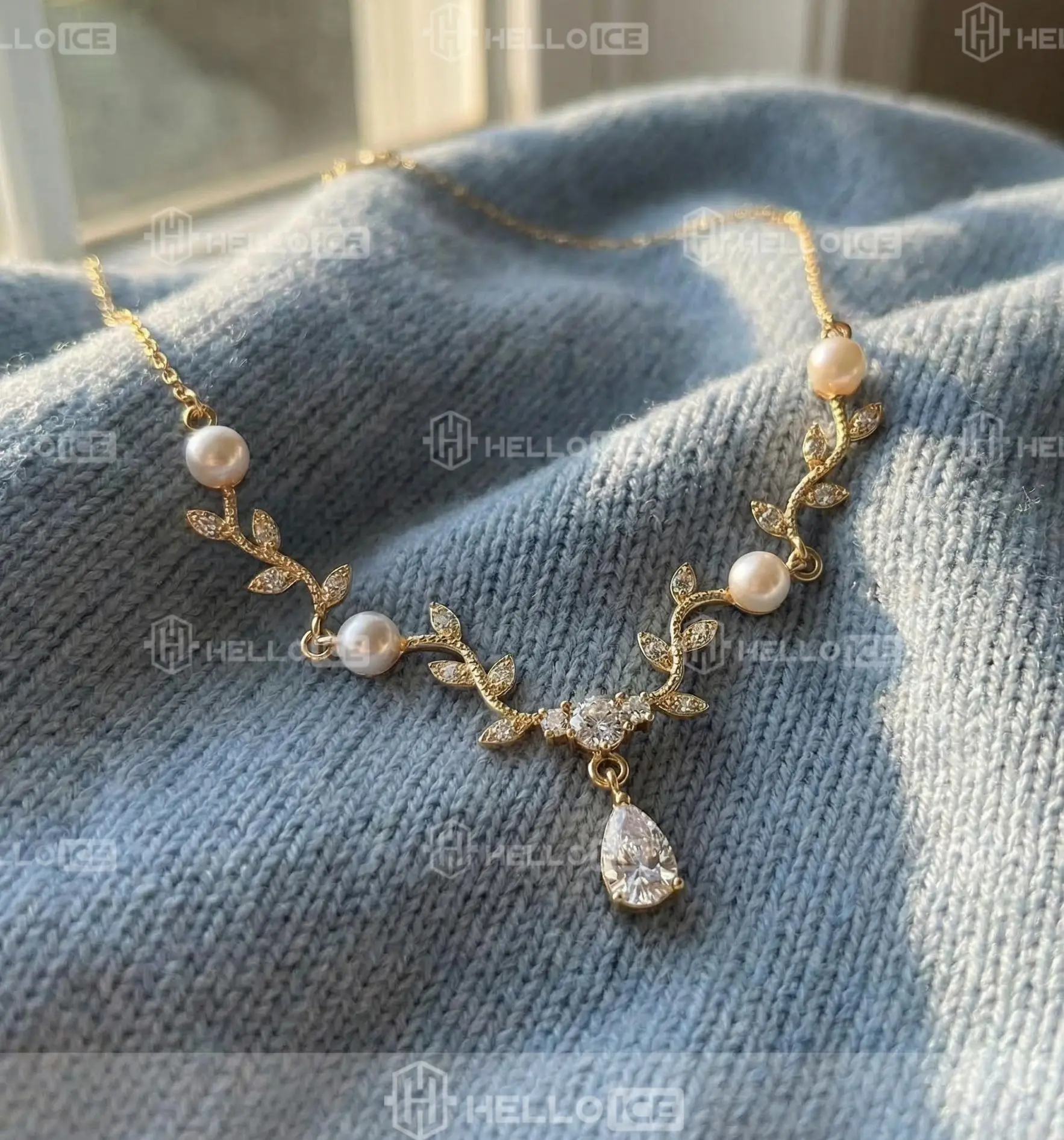 Helloice Review Image