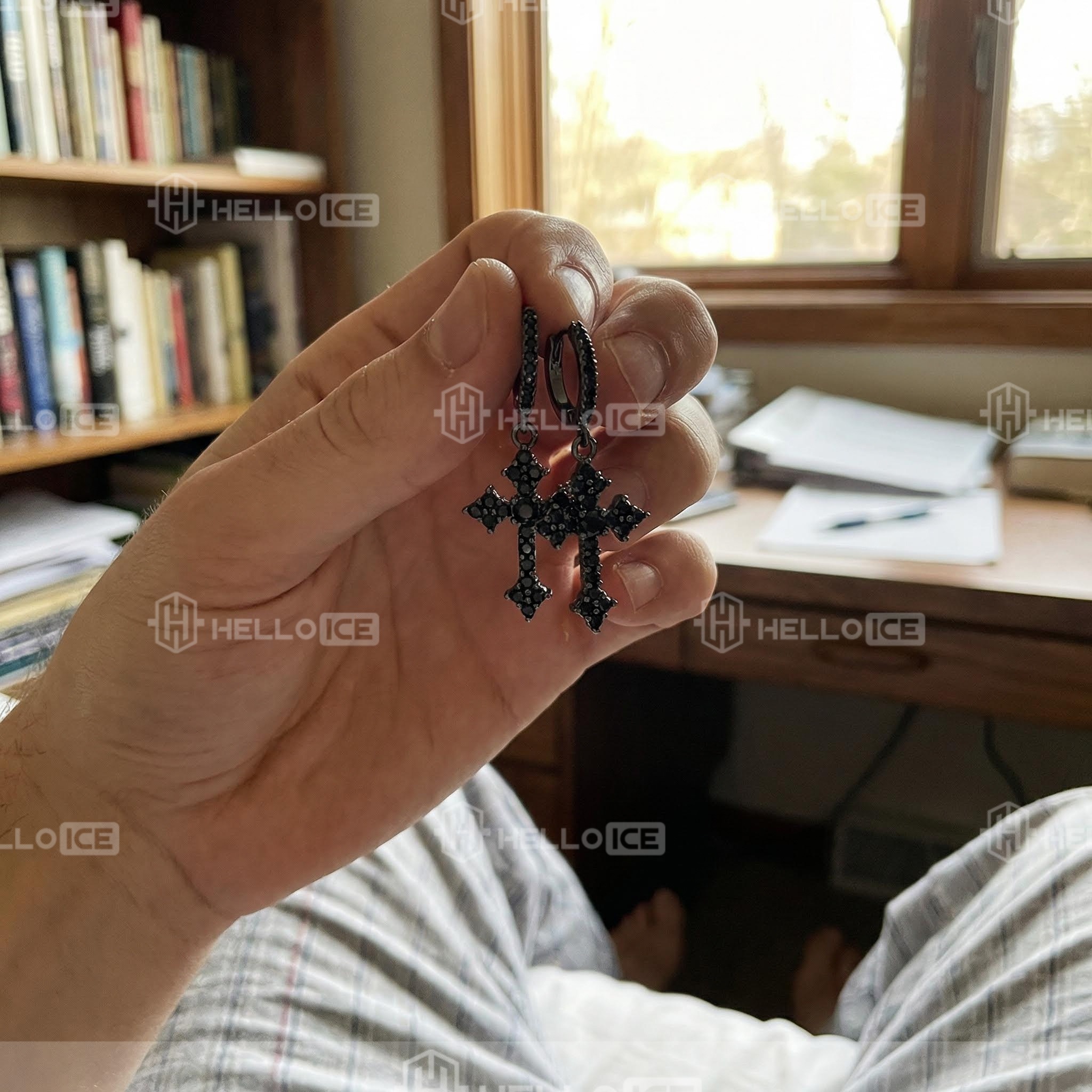 Helloice Review Image