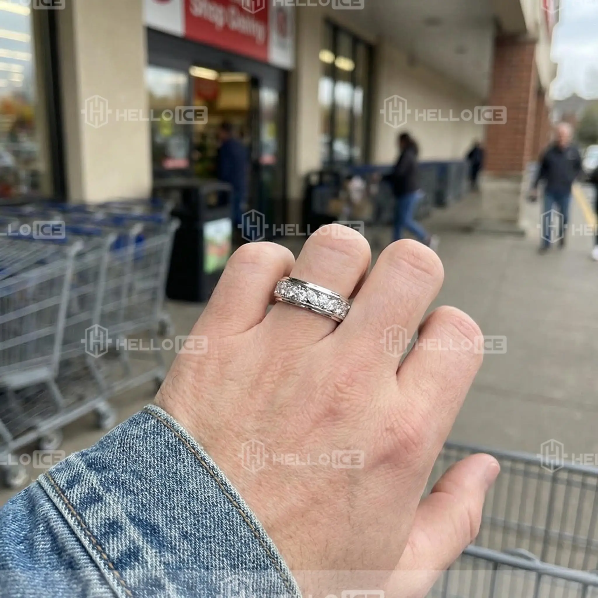 Helloice Review Image