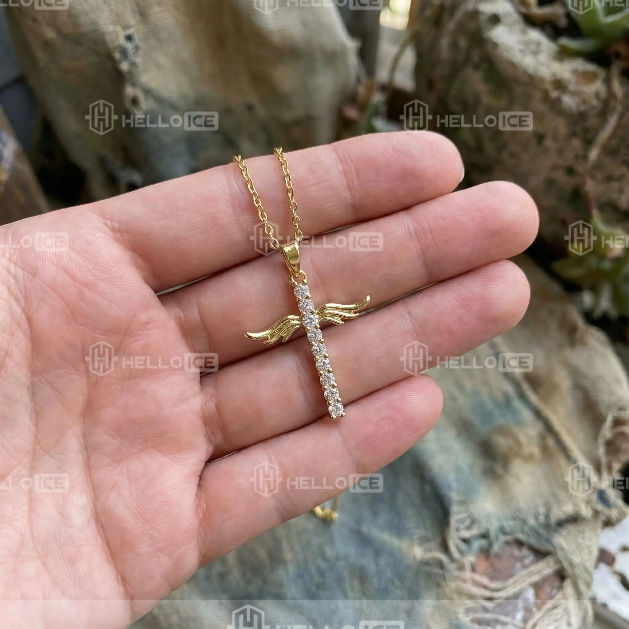 Helloice Review Image