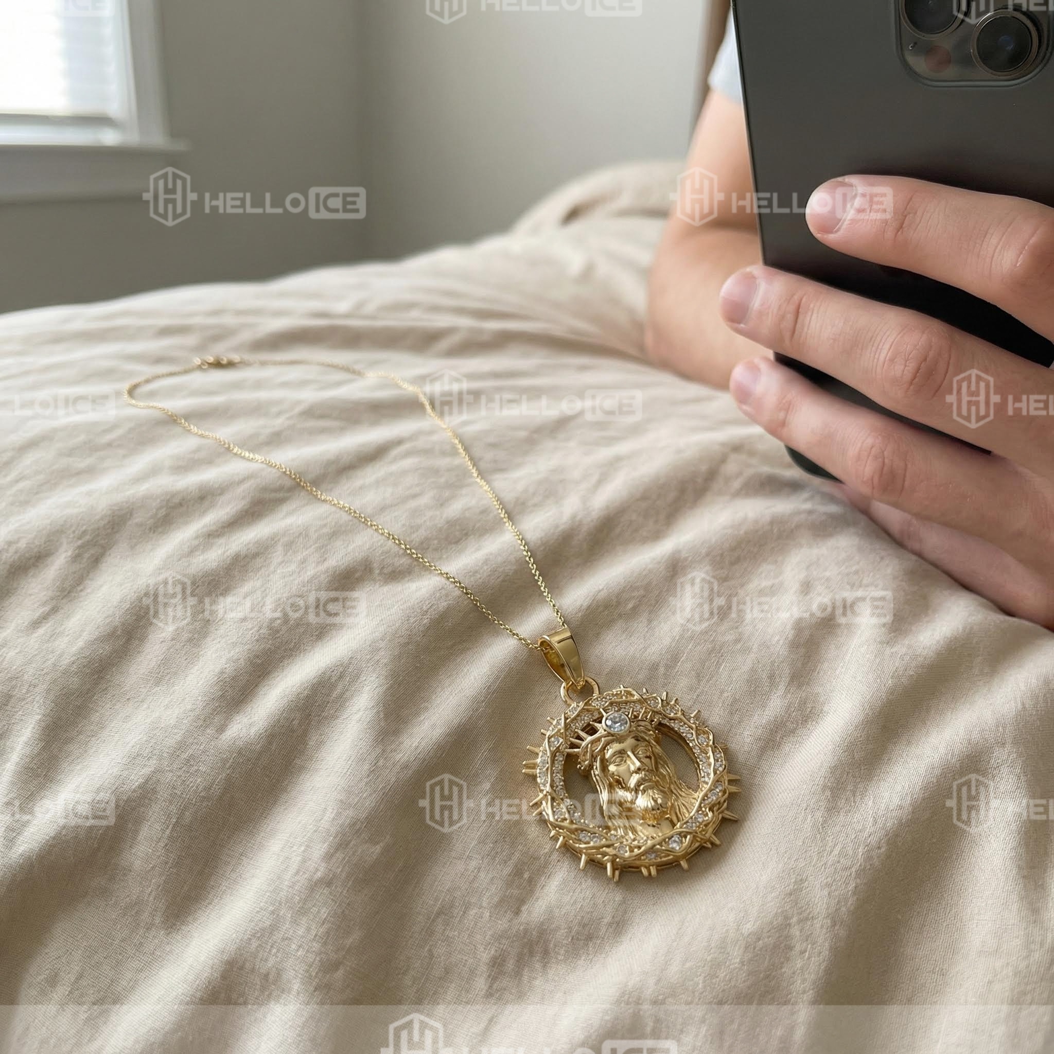 Helloice Review Image