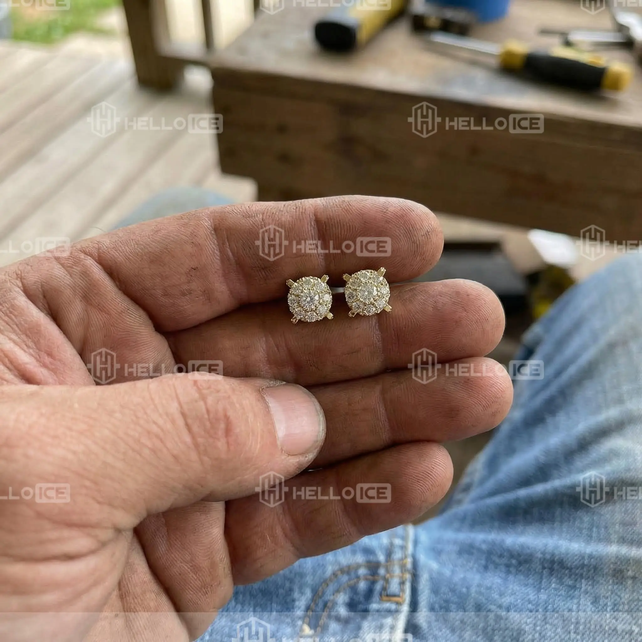 Helloice Review Image