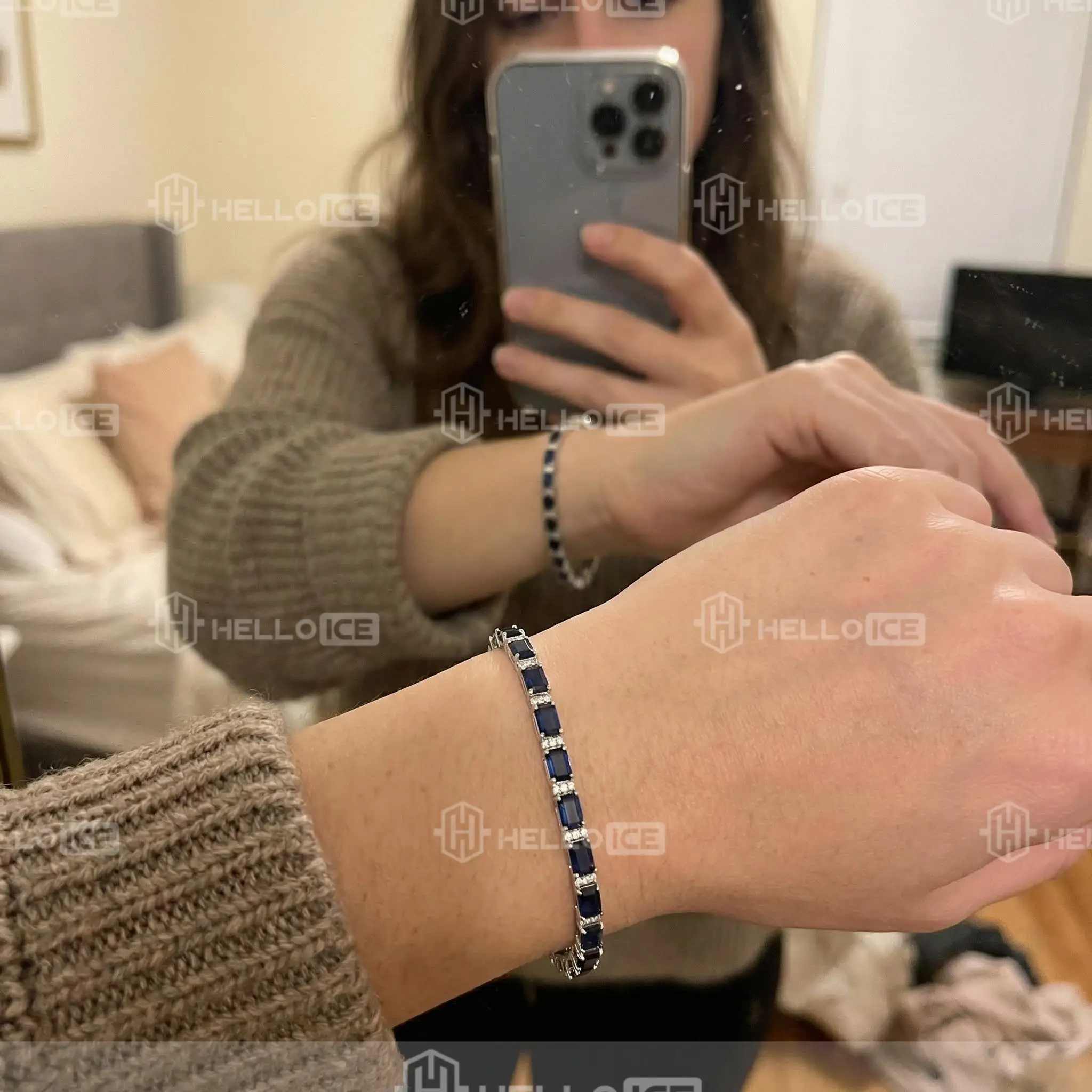 Helloice Review Image