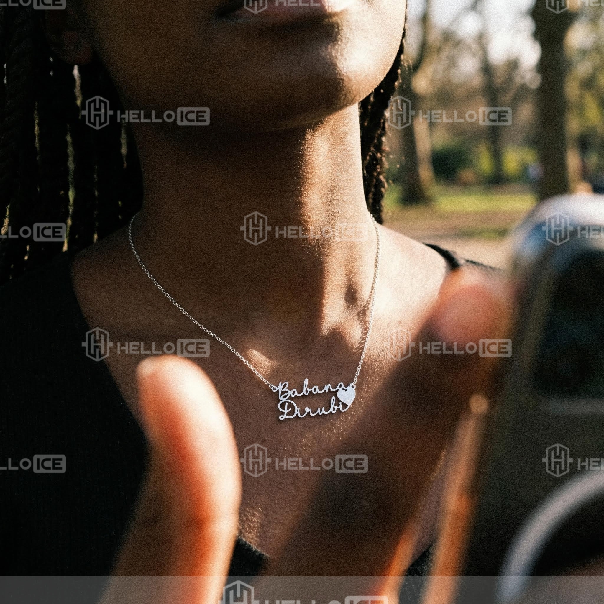 Helloice Review Image