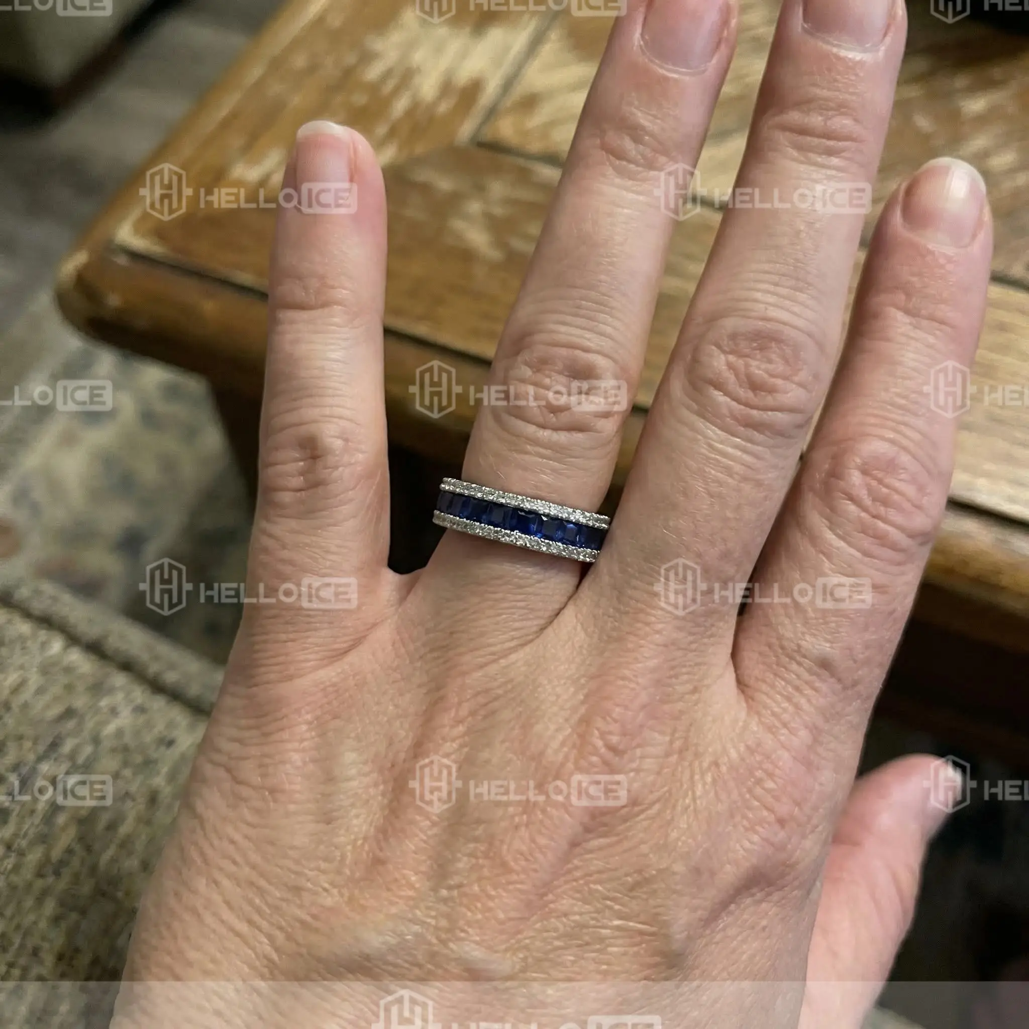 Helloice Review Image