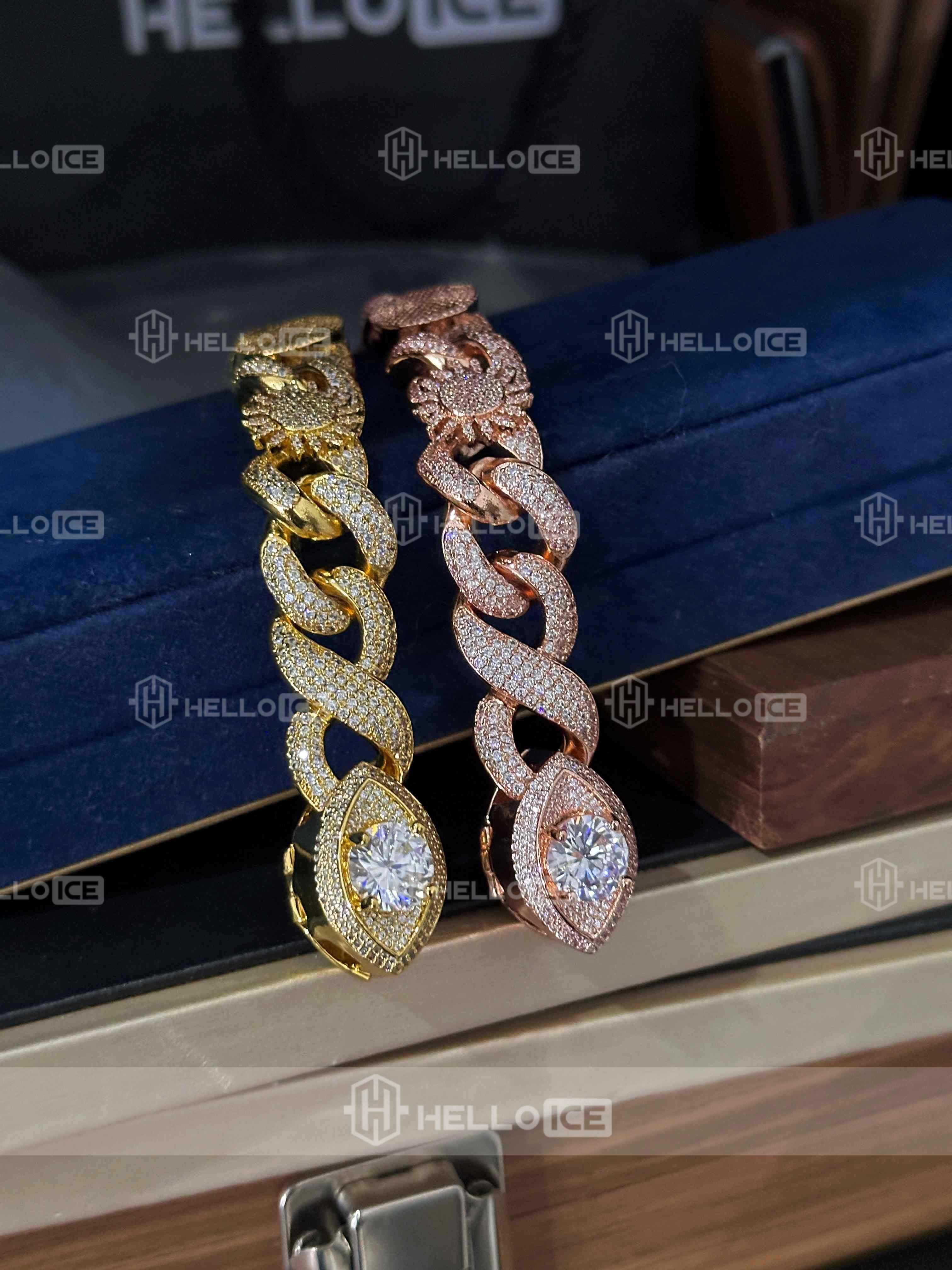 Helloice Review Image