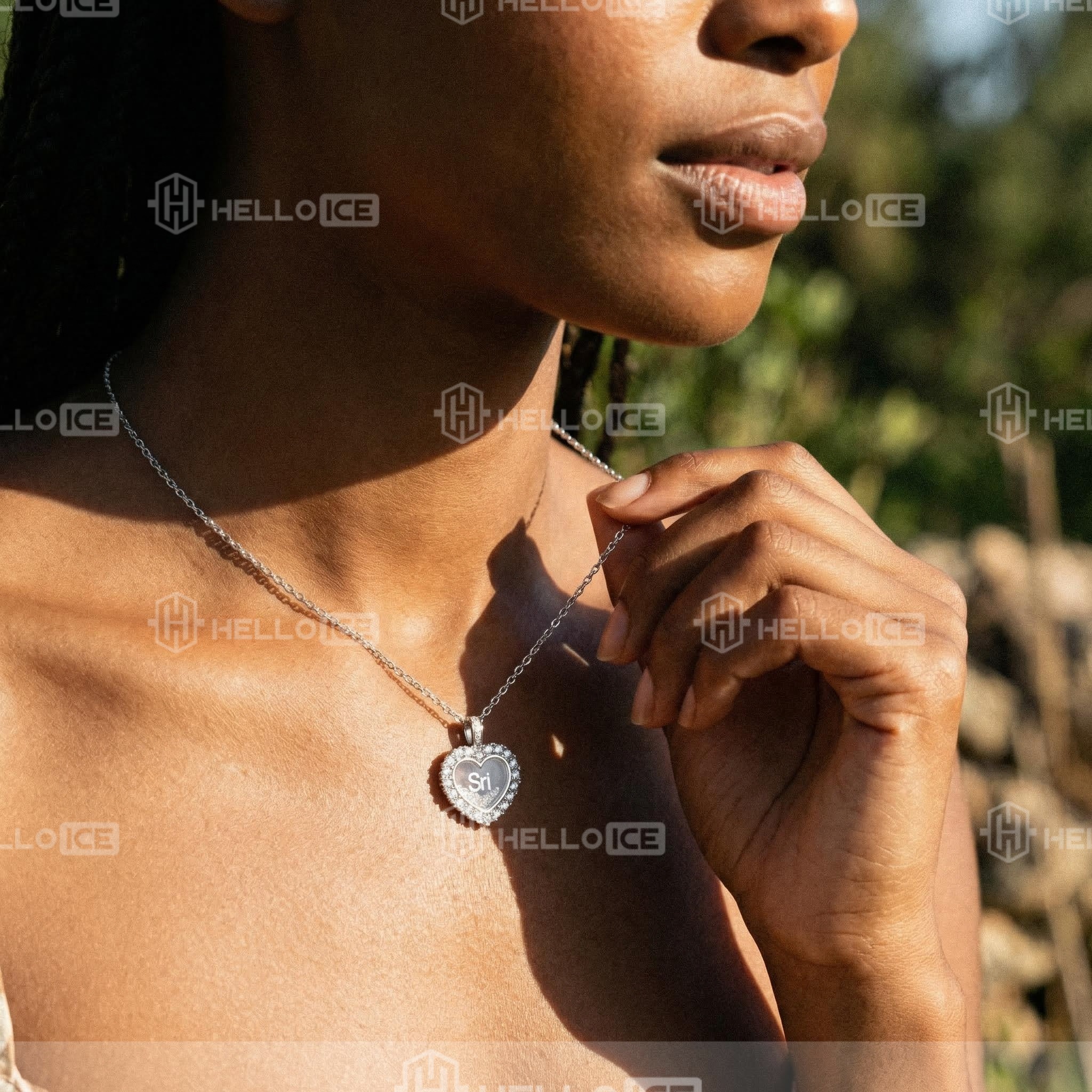 Helloice Review Image