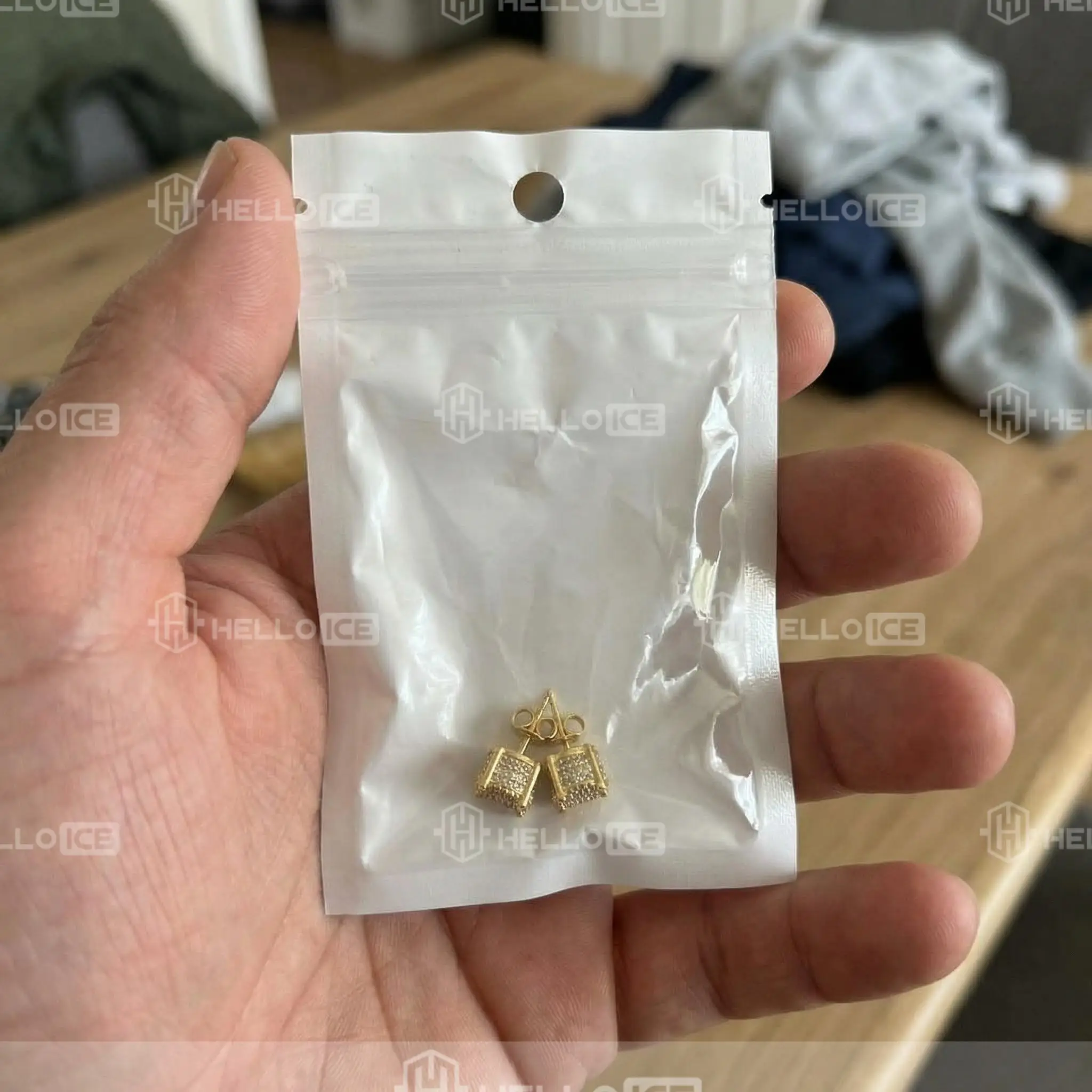 Helloice Review Image