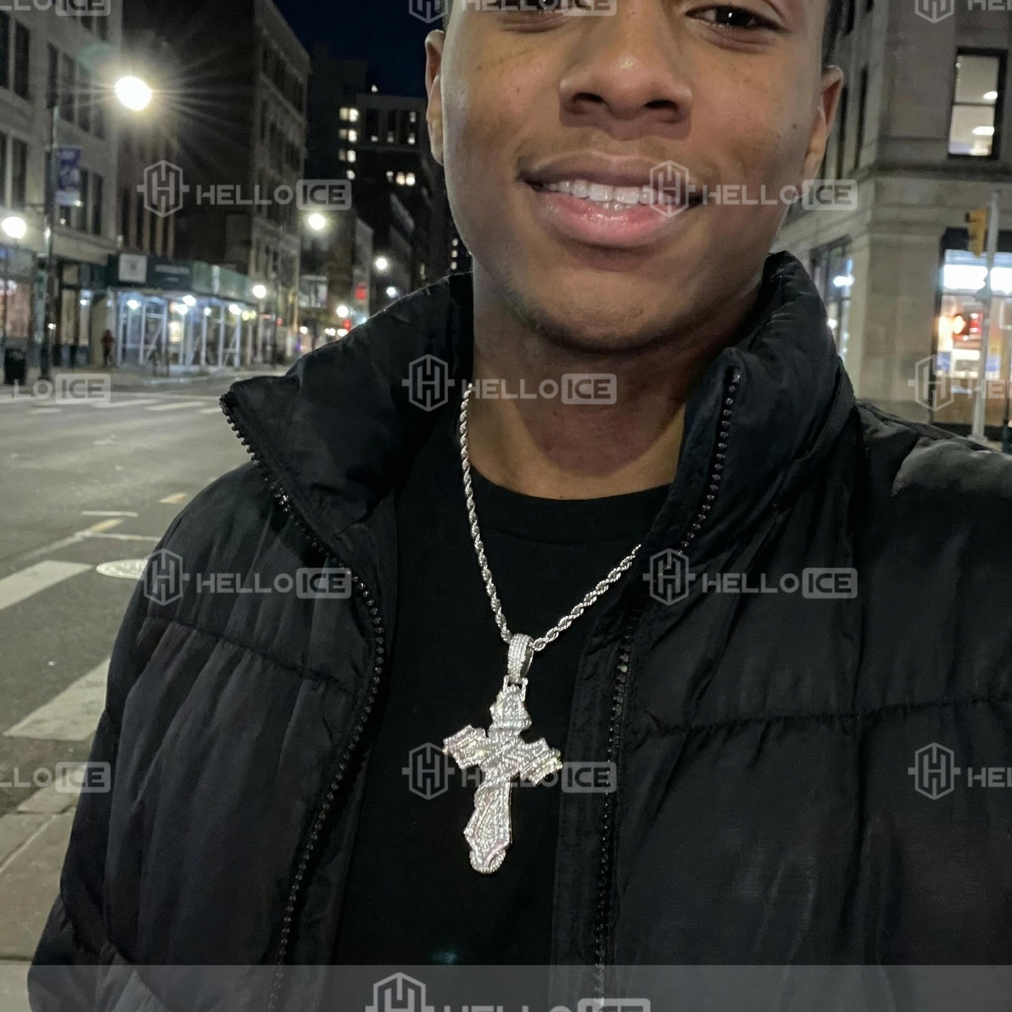 Helloice Review Image