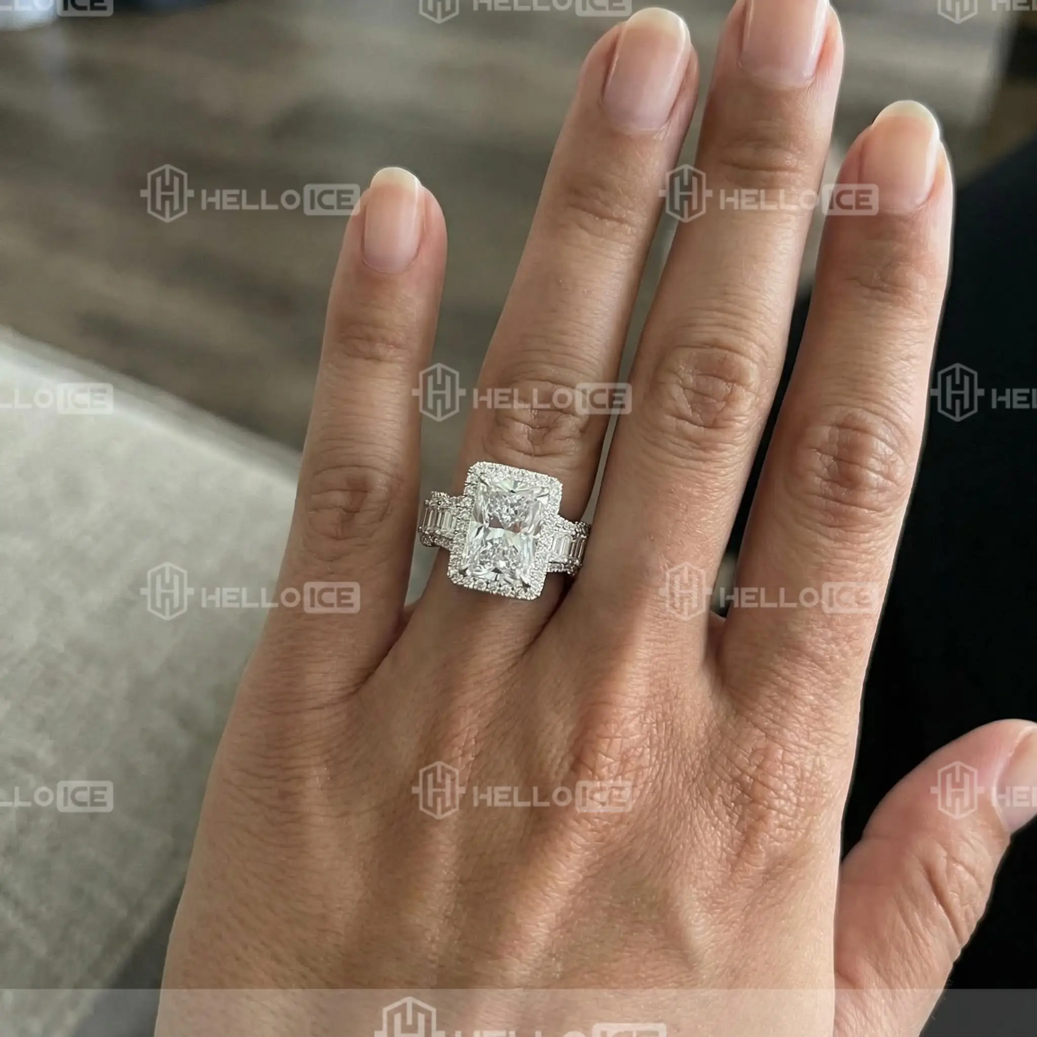 Helloice Review Image