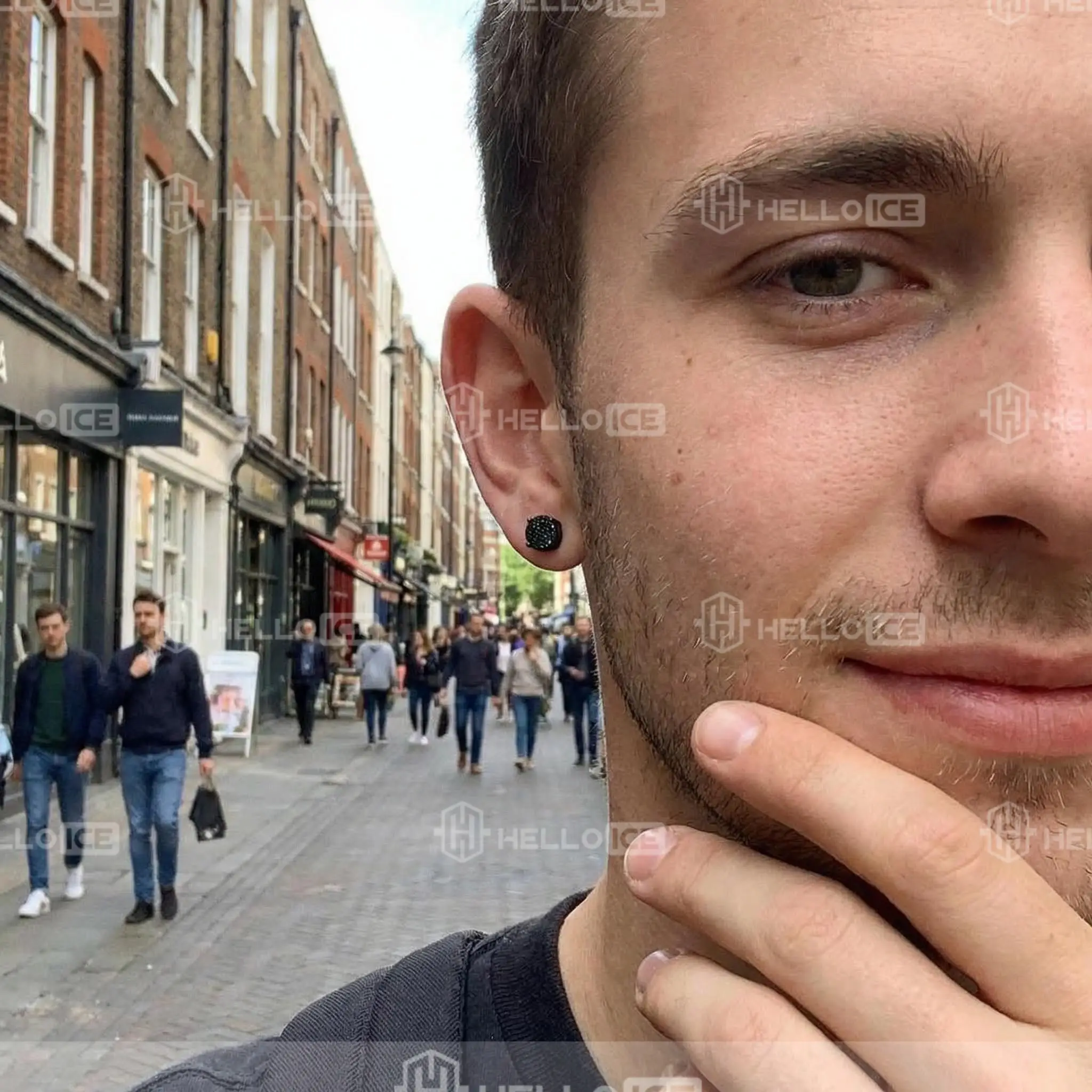 Helloice Review Image