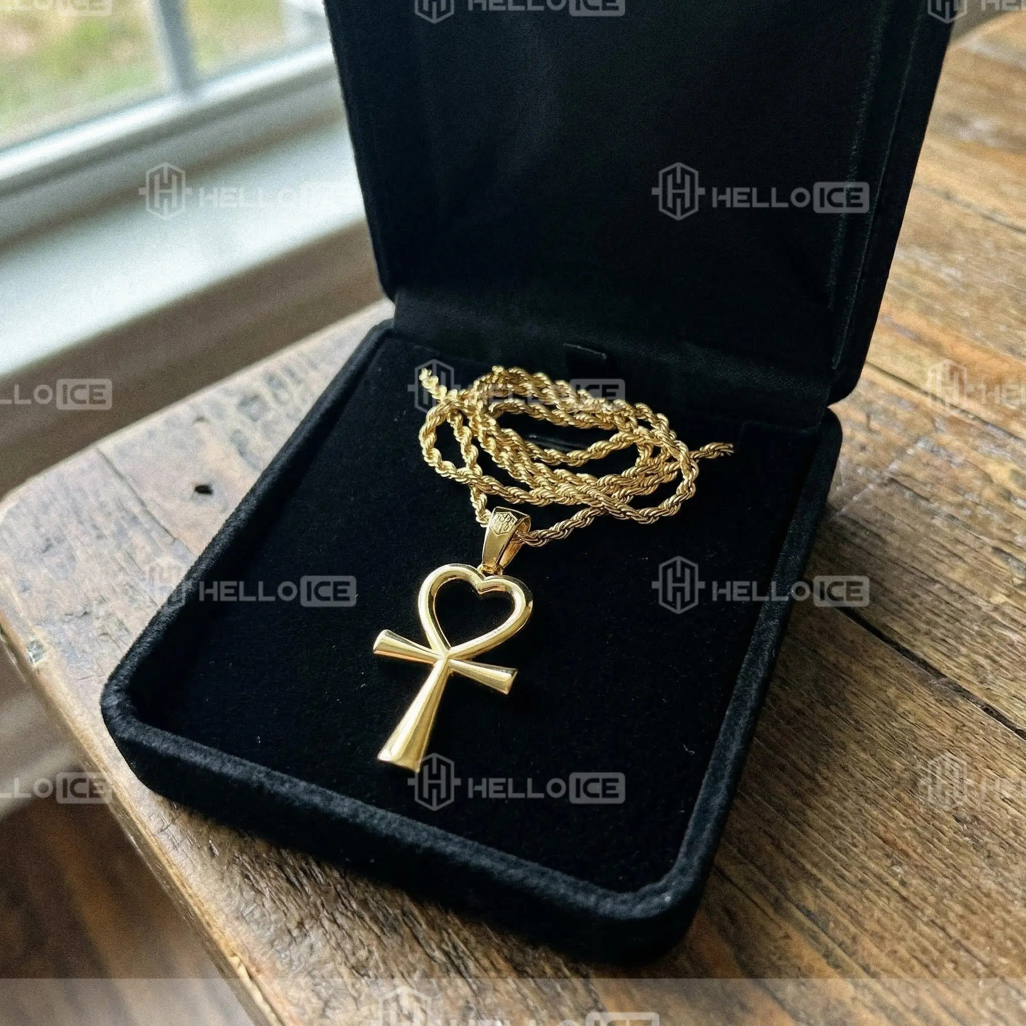 Helloice Review Image