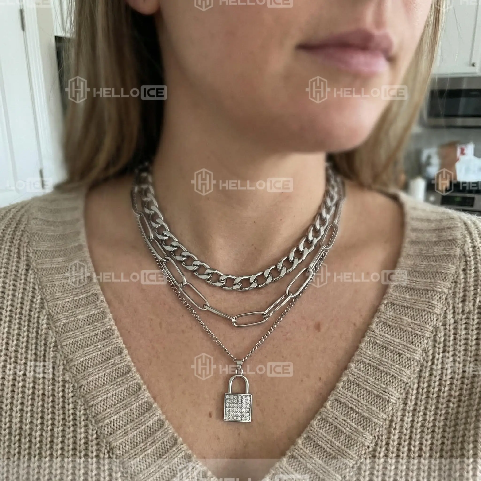 Helloice Review Image