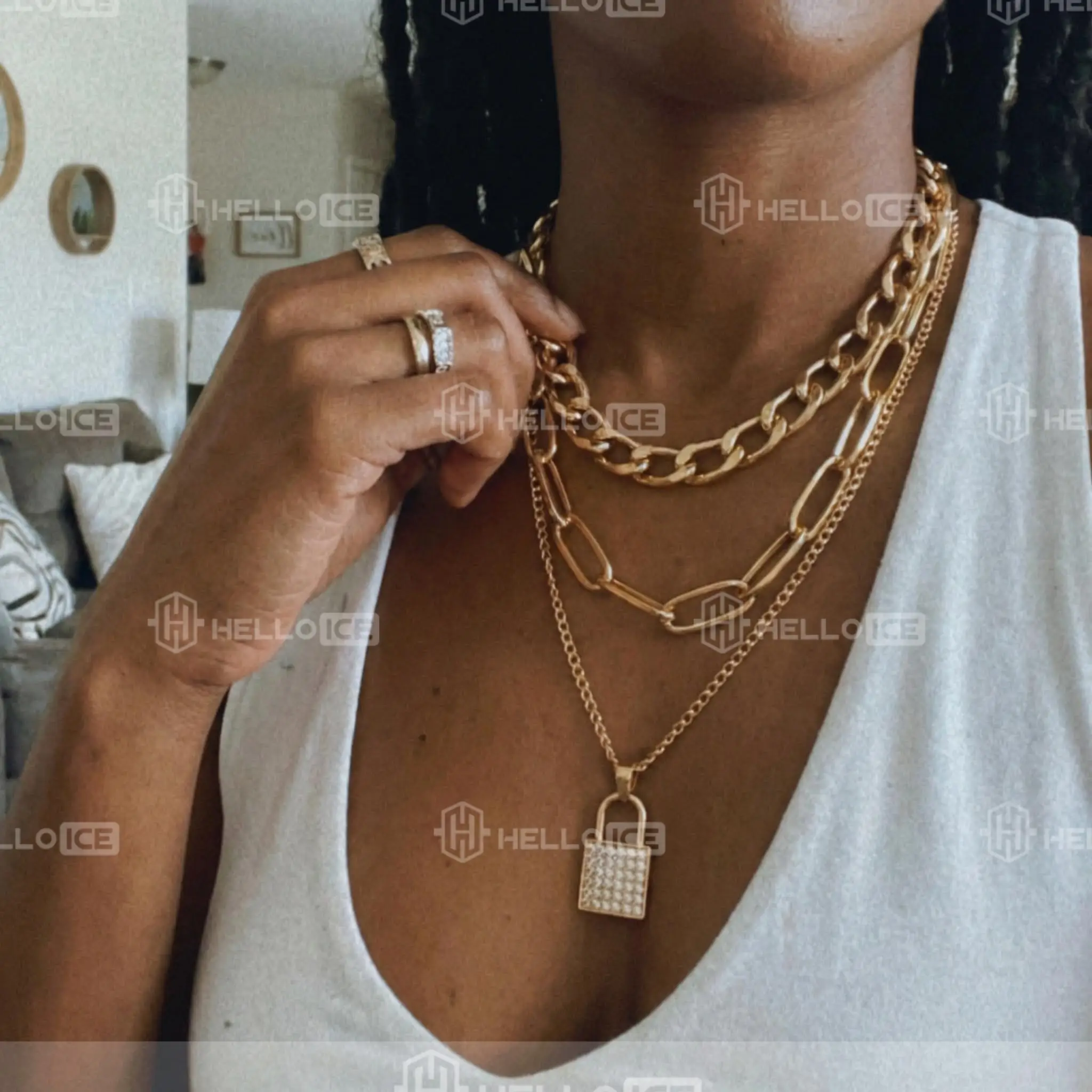 Helloice Review Image